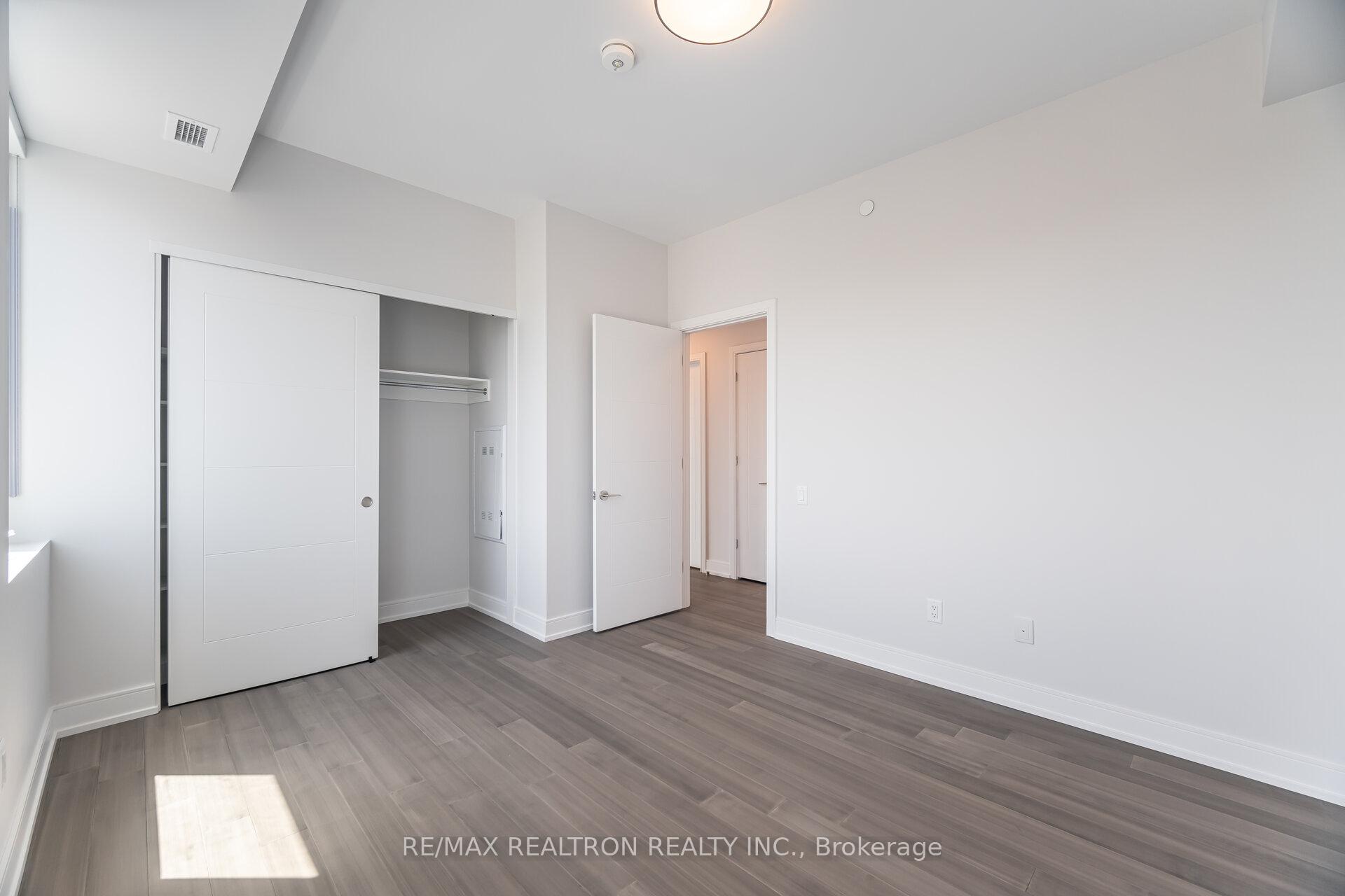 Photo 21 of Unit 710, 664 Spadina Avenue, Toronto, University — HOMEH