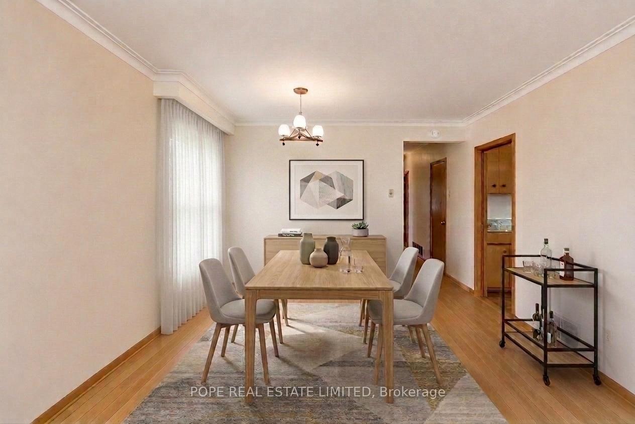 Photo 3 of 16 Pipestone Place, Etobicoke, Elms-Old Rexdale — HOMEH