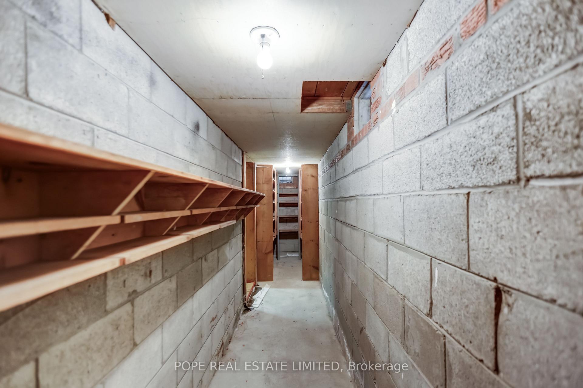 Photo 42 of 16 Pipestone Place, Etobicoke, Elms-Old Rexdale — HOMEH