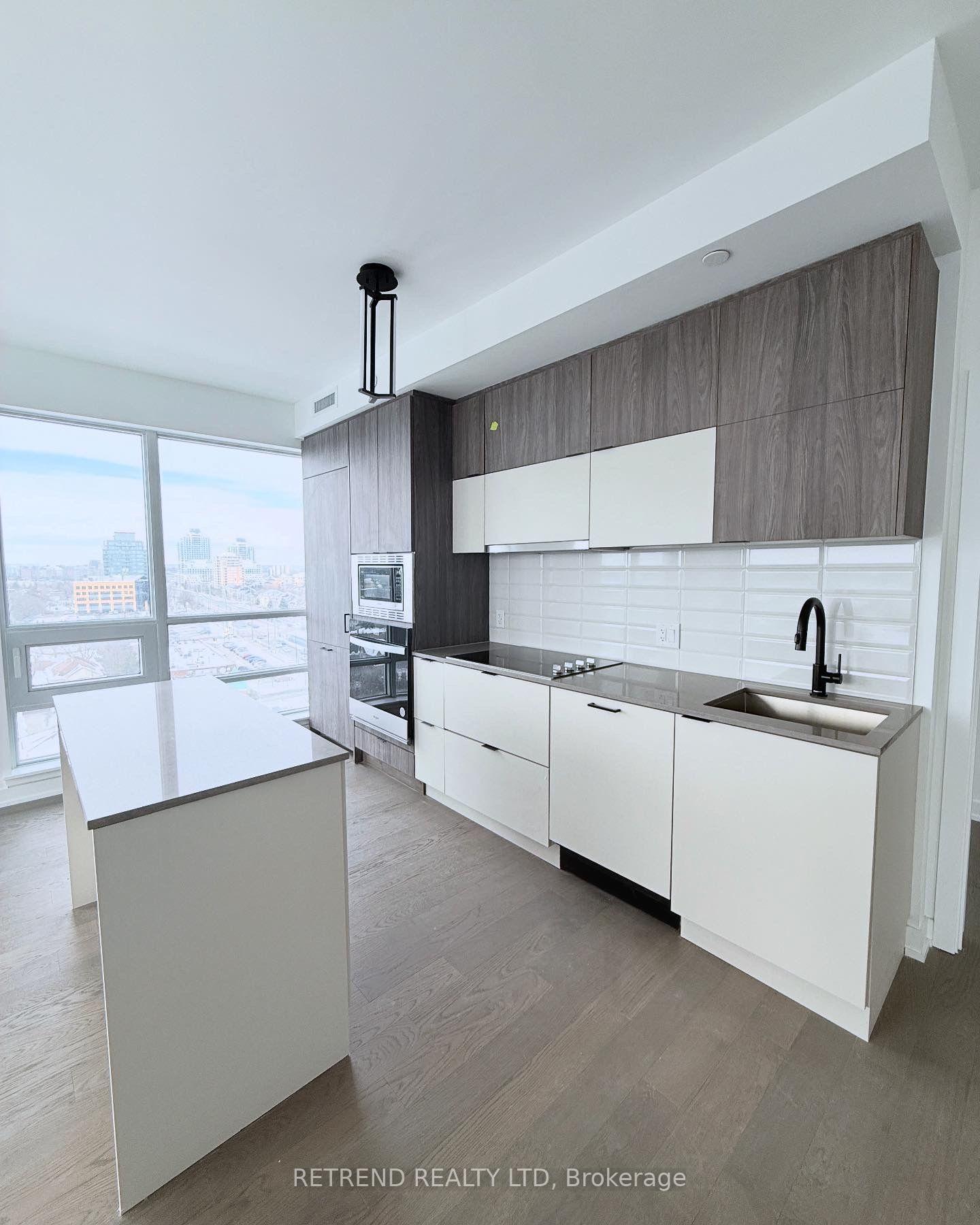 Photo 3 of Unit 902, 8888 Yonge Street, Richmond Hill, South Richvale — HOMEH