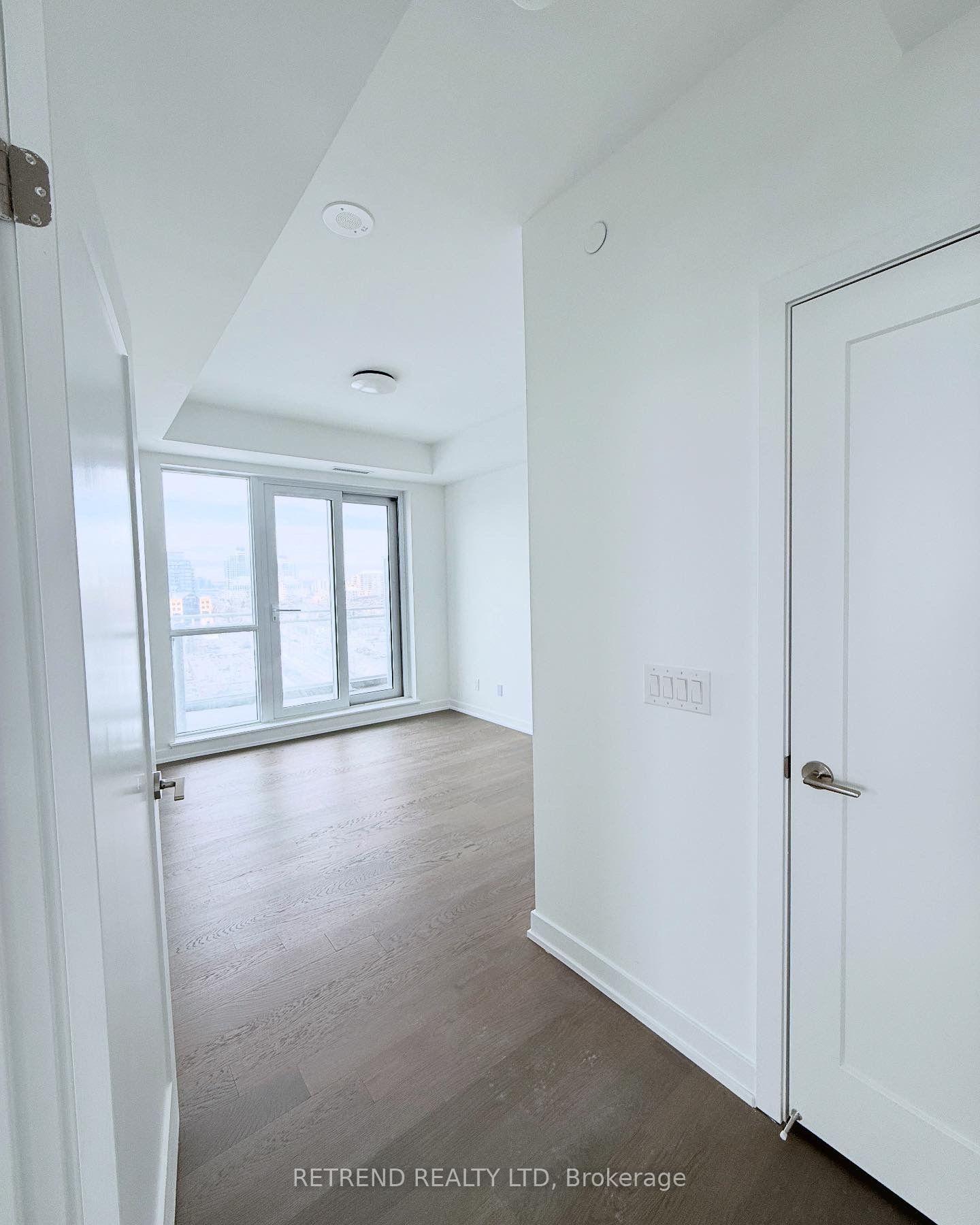 Photo 5 of Unit 902, 8888 Yonge Street, Richmond Hill, South Richvale — HOMEH