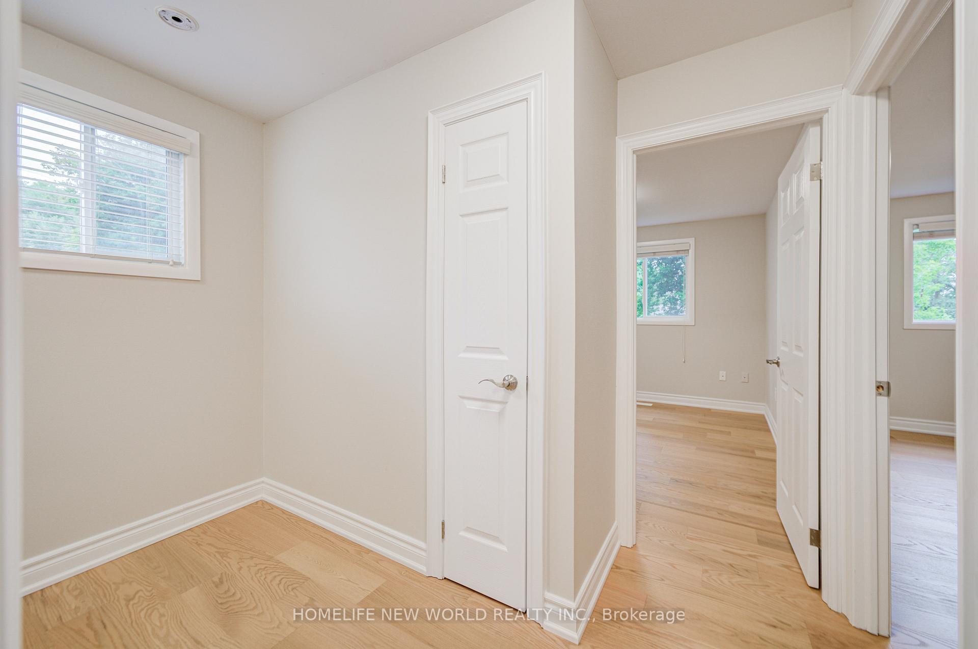 Photo 17 of 29 New Havens Way, Markham, Thornhill — HOMEH