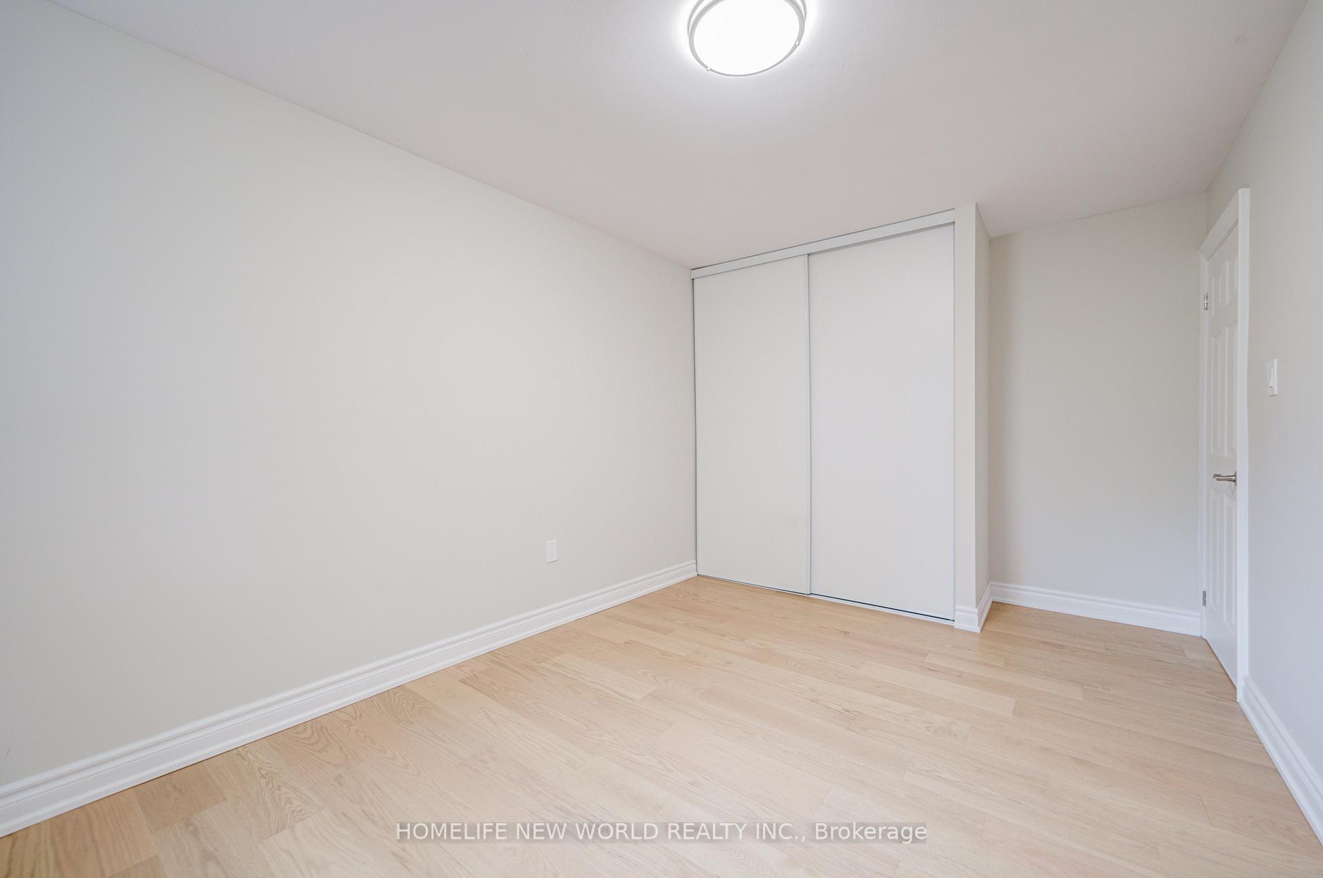 Photo 24 of 29 New Havens Way, Markham, Thornhill — HOMEH