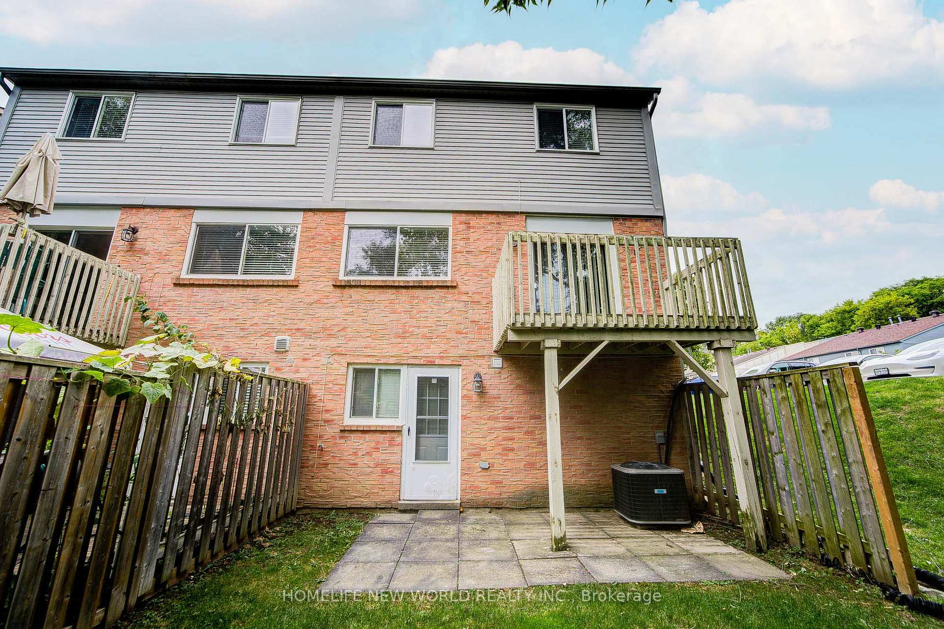 Photo 34 of 29 New Havens Way, Markham, Thornhill — HOMEH
