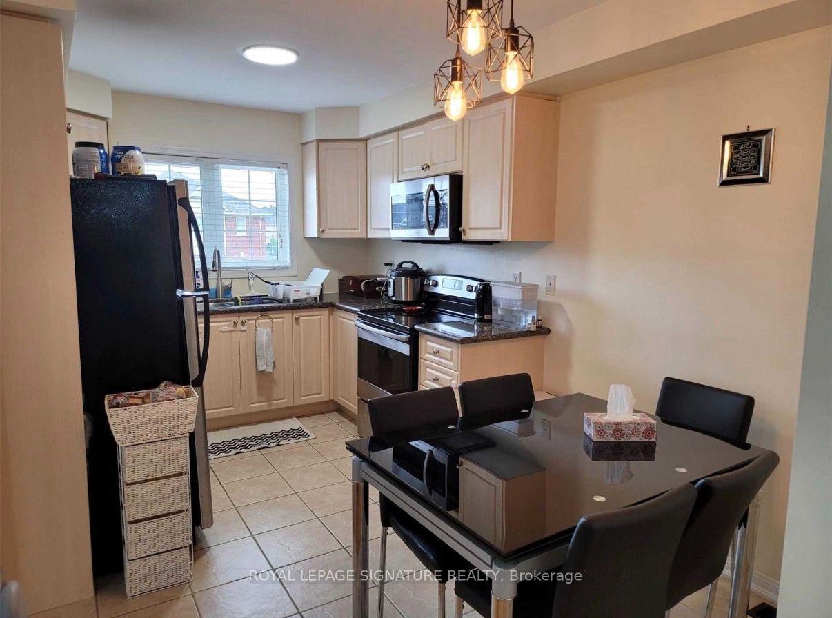 Photo 4 of Unit 2, 620 Ferguson Drive, Milton, Beaty — HOMEH