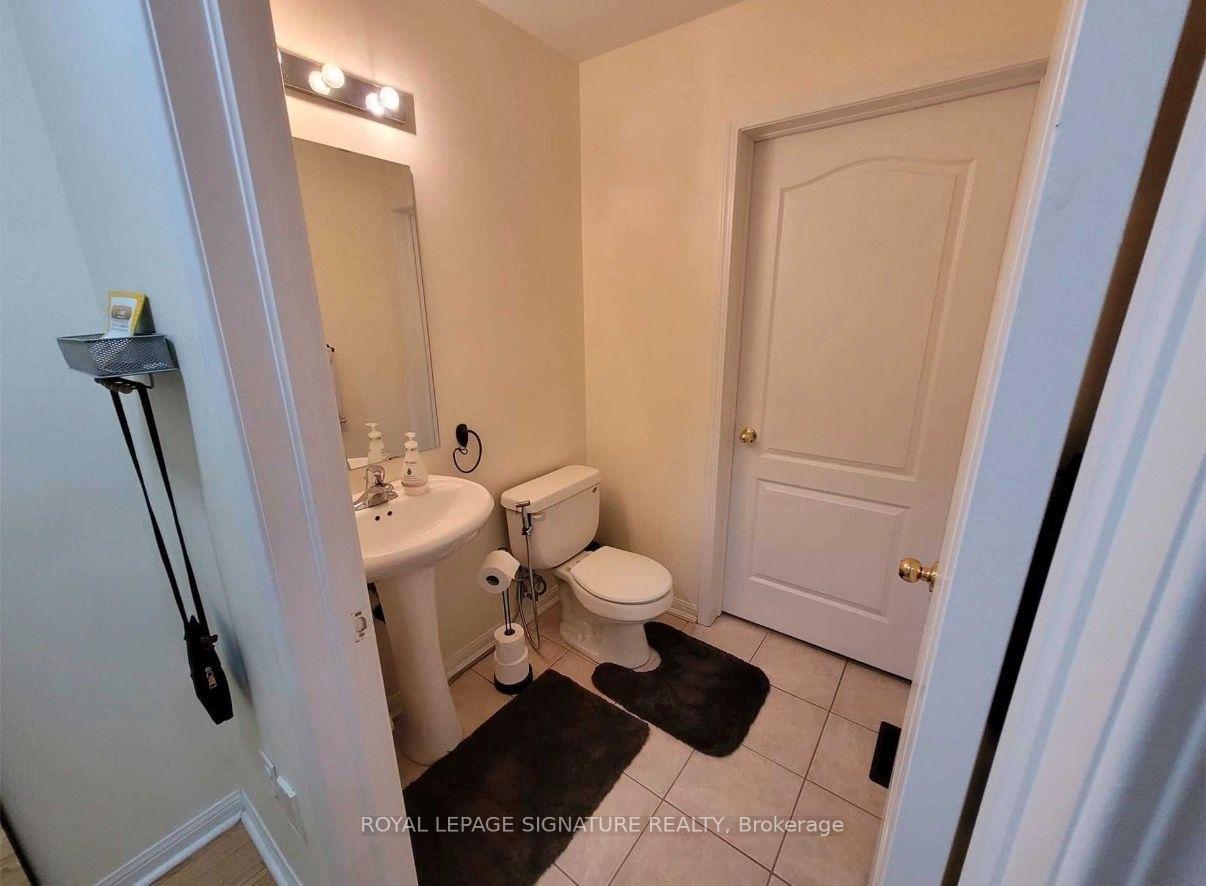 Photo 6 of Unit 2, 620 Ferguson Drive, Milton, Beaty — HOMEH