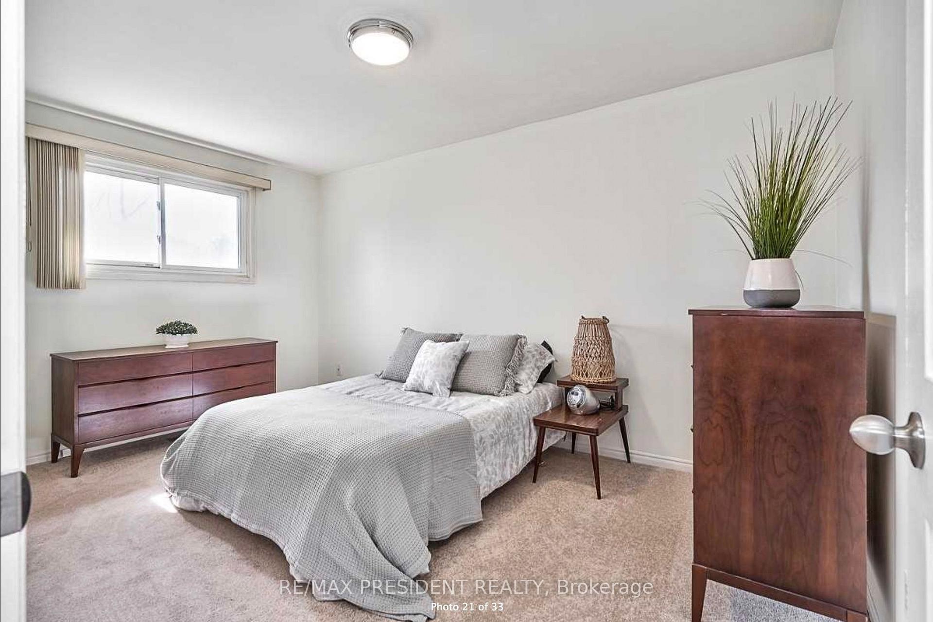 Photo 19 of 2586 Hammond Road, Mississauga, Sheridan — HOMEH
