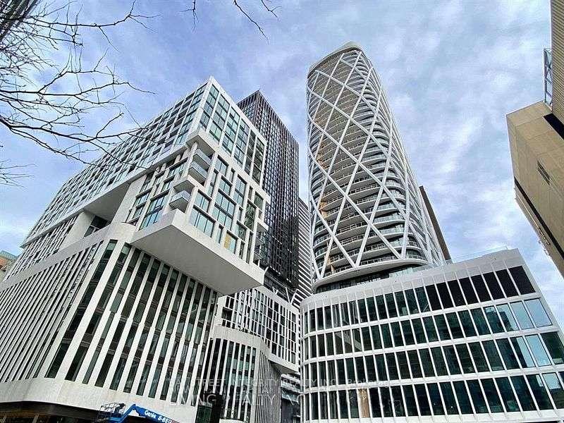 Photo of Unit 2508, 238 Simcoe Street