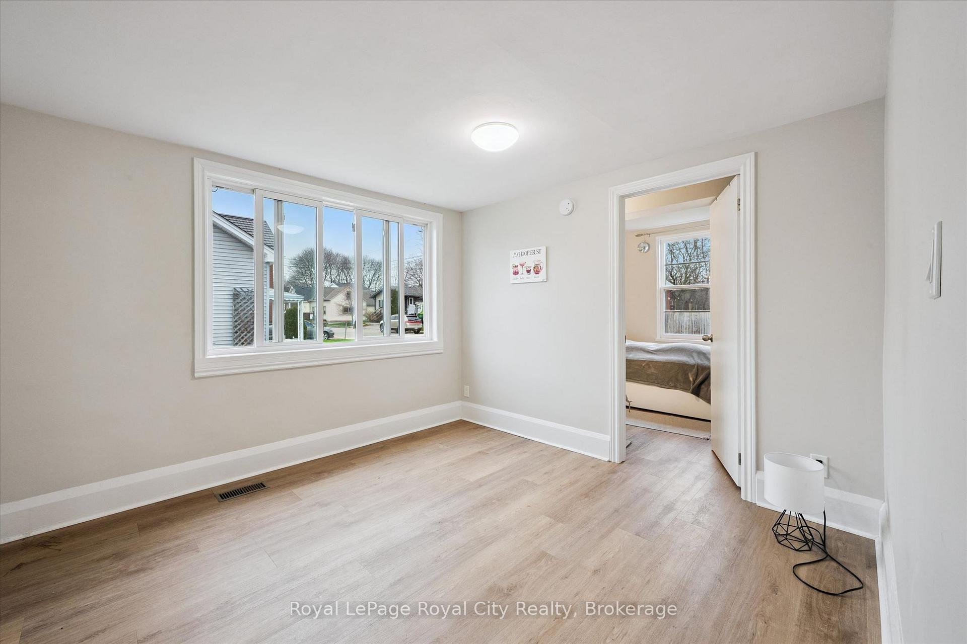 Photo 10 of Unit 2, 29 Hooper Street W, Guelph, St. Patrick's Ward — HOMEH