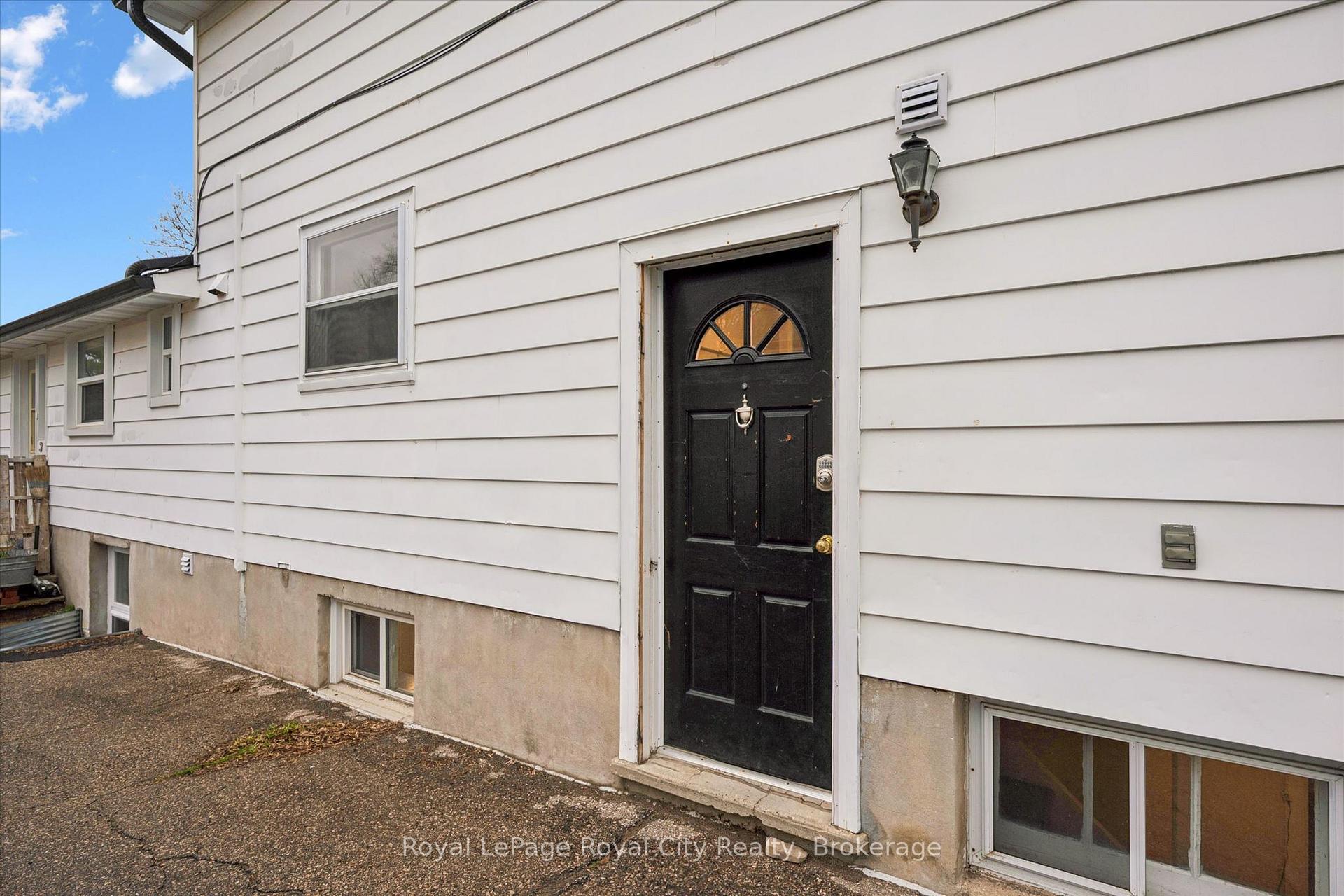 Photo 21 of Unit 2, 29 Hooper Street W, Guelph, St. Patrick's Ward — HOMEH