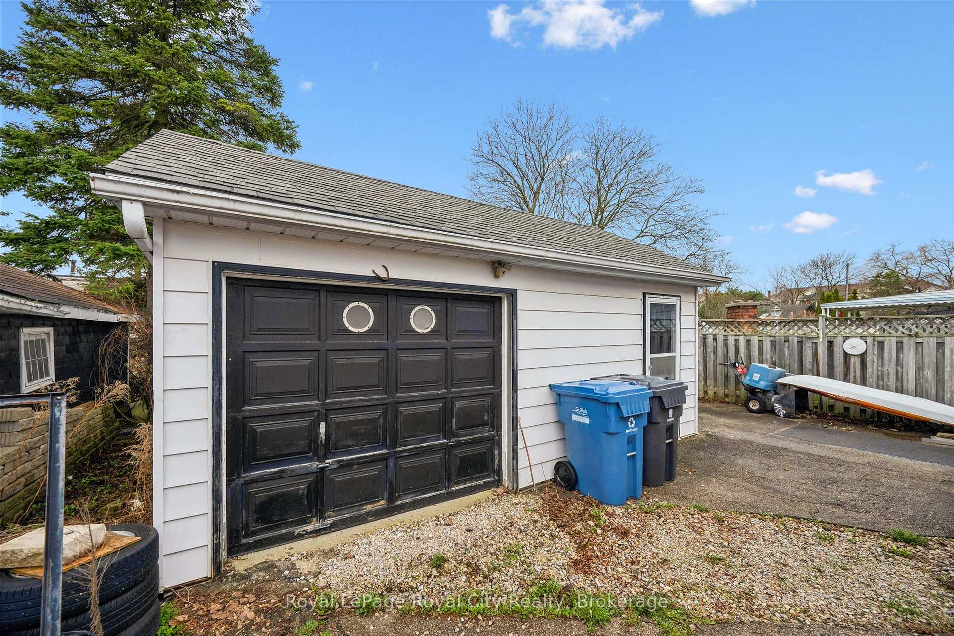 Photo 24 of Unit 2, 29 Hooper Street W, Guelph, St. Patrick's Ward — HOMEH