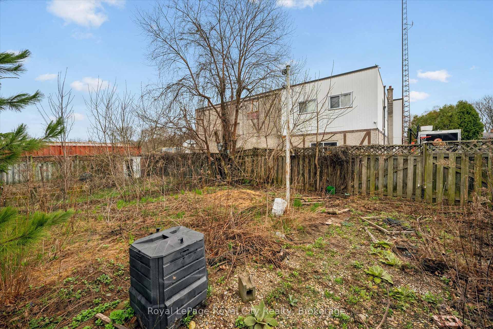 Photo 30 of Unit 2, 29 Hooper Street W, Guelph, St. Patrick's Ward — HOMEH