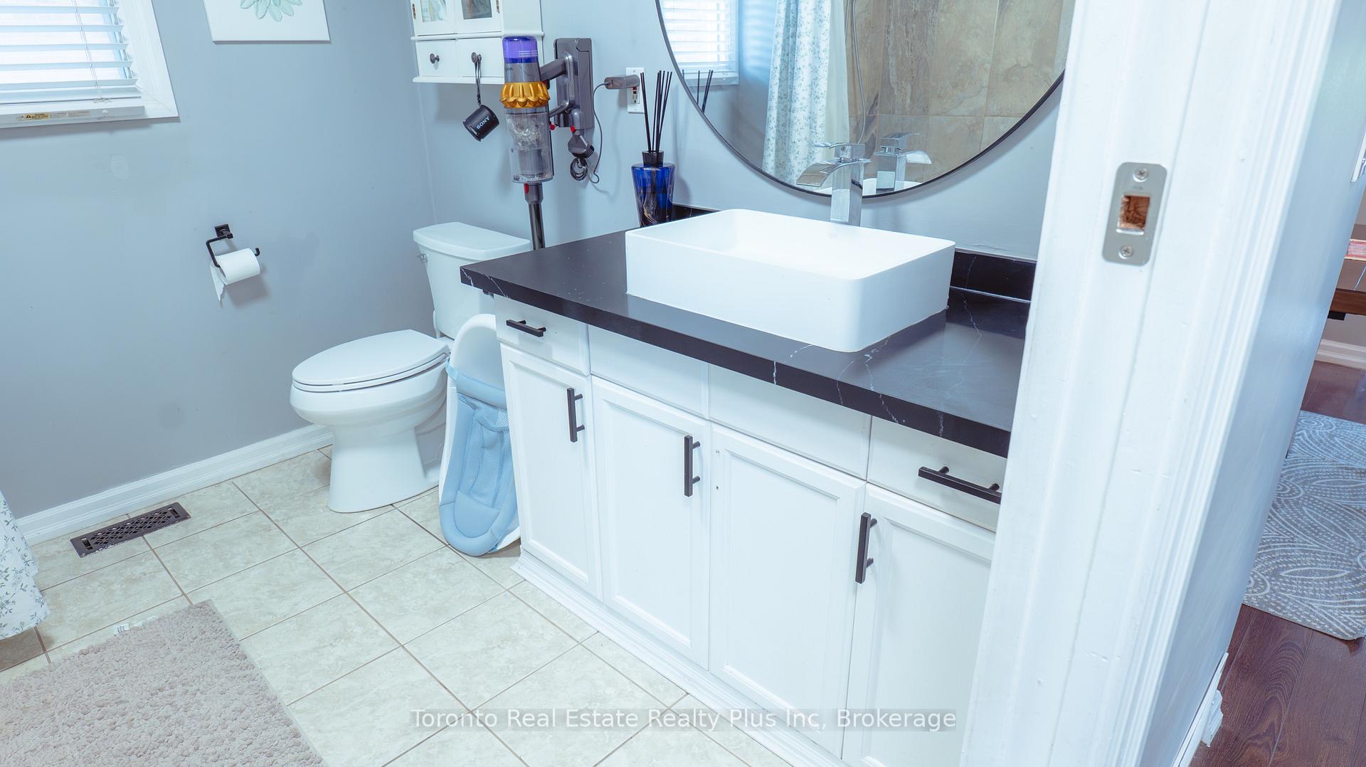 Photo 30 of 23 Moffatt Street, St. Catharines, Oakdale — HOMEH