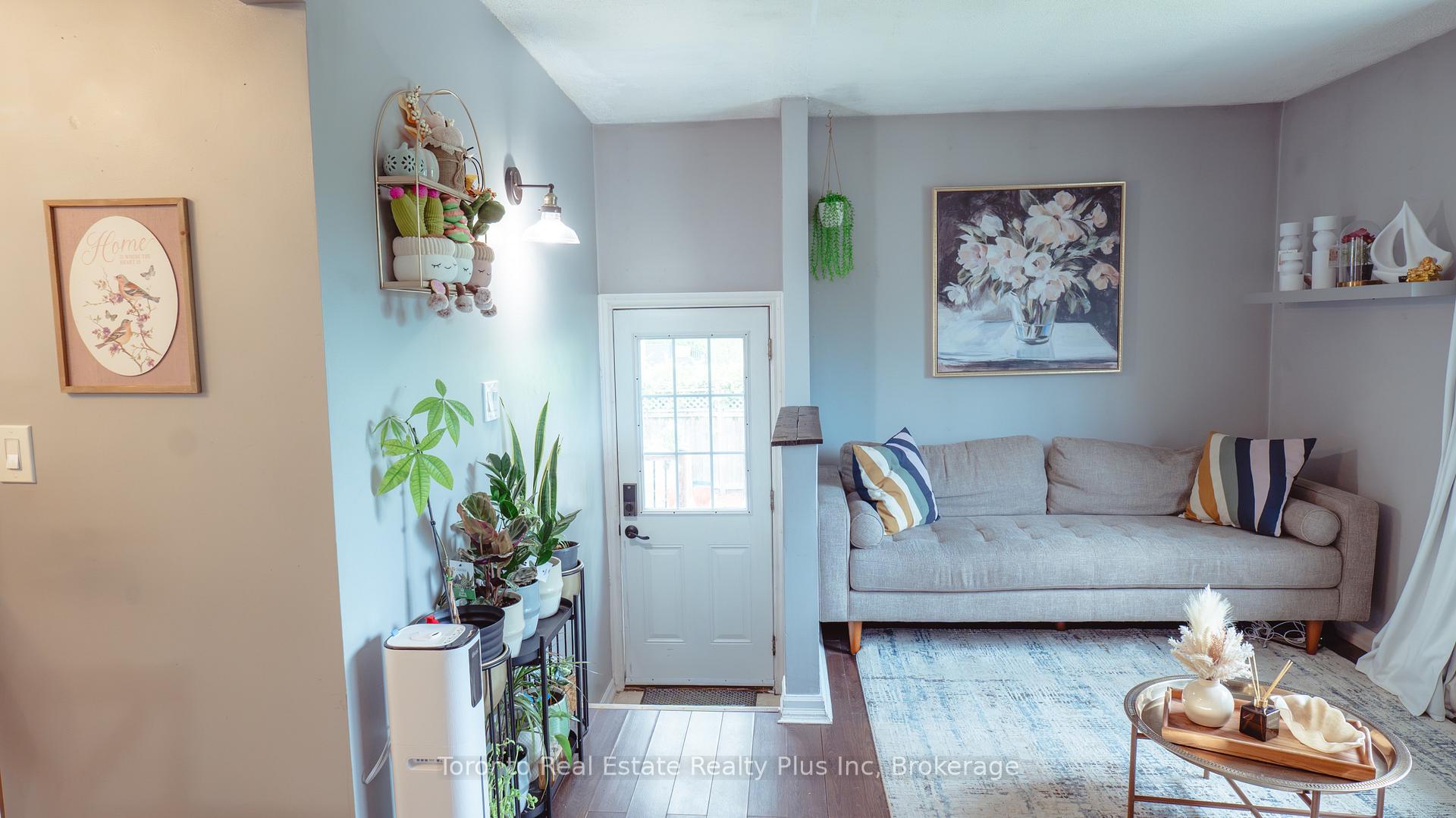 Photo 36 of 23 Moffatt Street, St. Catharines, Oakdale — HOMEH