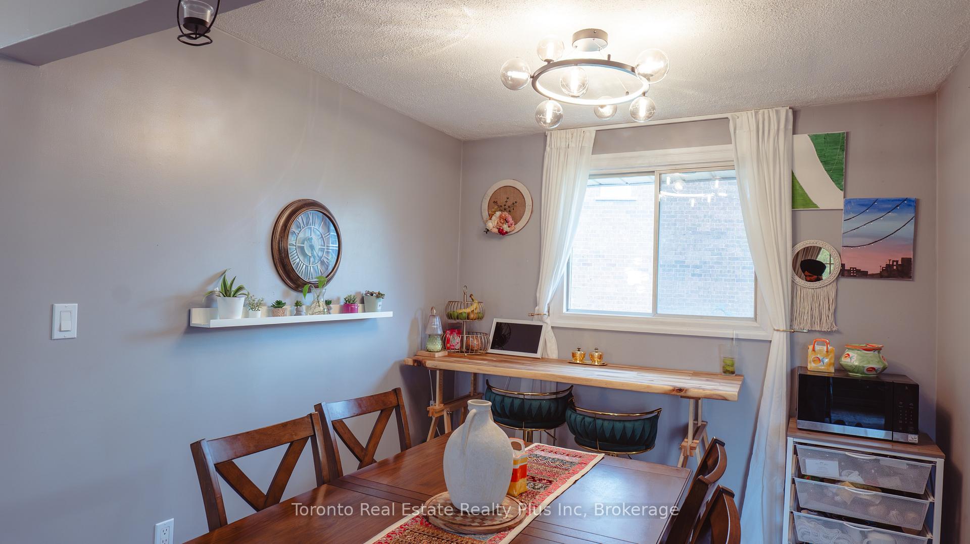 Photo 39 of 23 Moffatt Street, St. Catharines, Oakdale — HOMEH