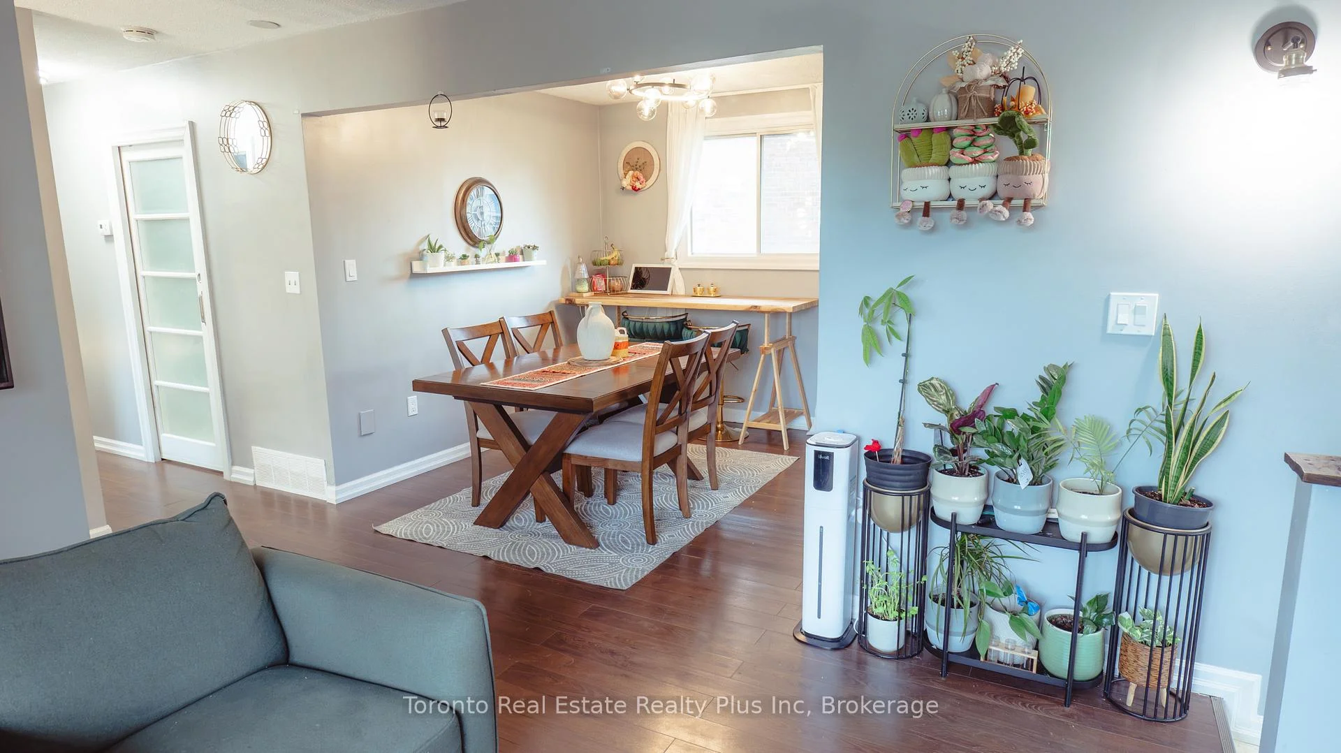 Photo 29 of 23 Moffatt Street, St. Catharines, Oakdale — HOMEH