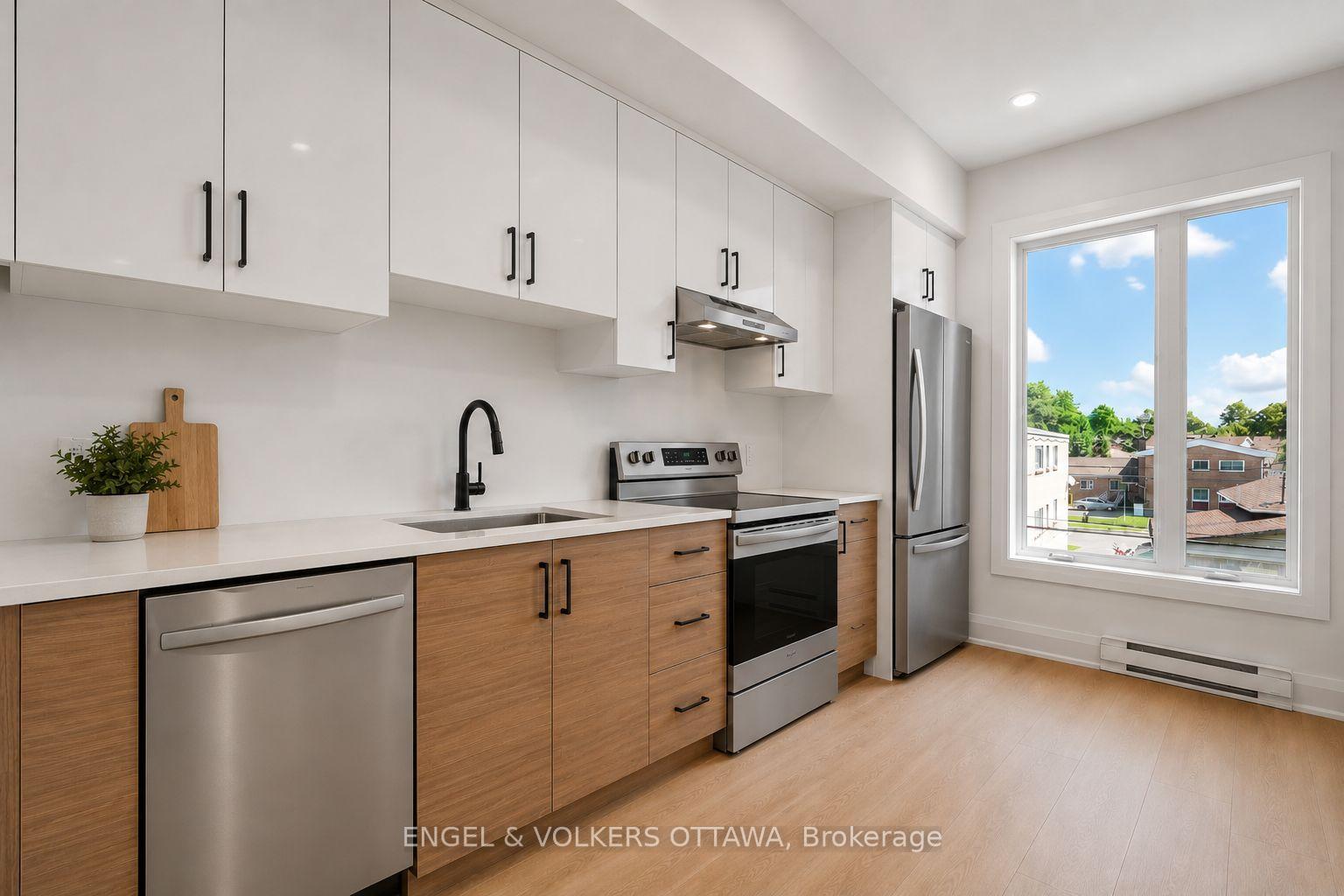 Photo 5 of Unit 8, 655 Donat Street N, Ottawa, Vanier — HOMEH