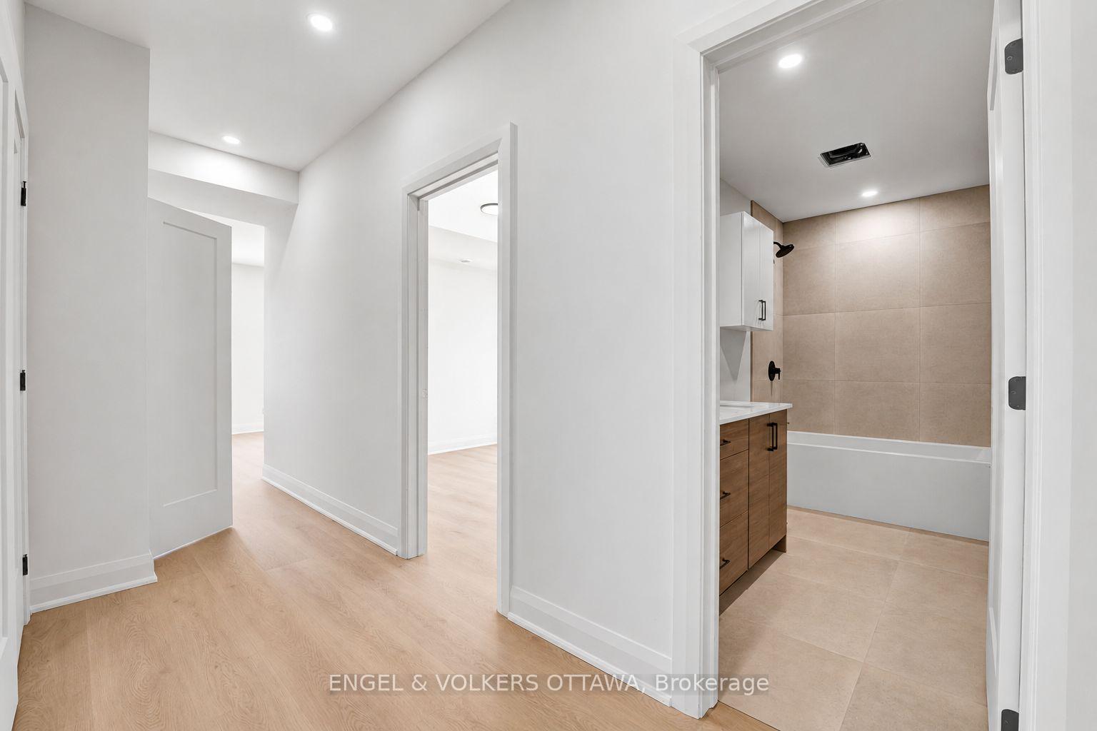 Photo 10 of Unit 8, 655 Donat Street N, Ottawa, Vanier — HOMEH