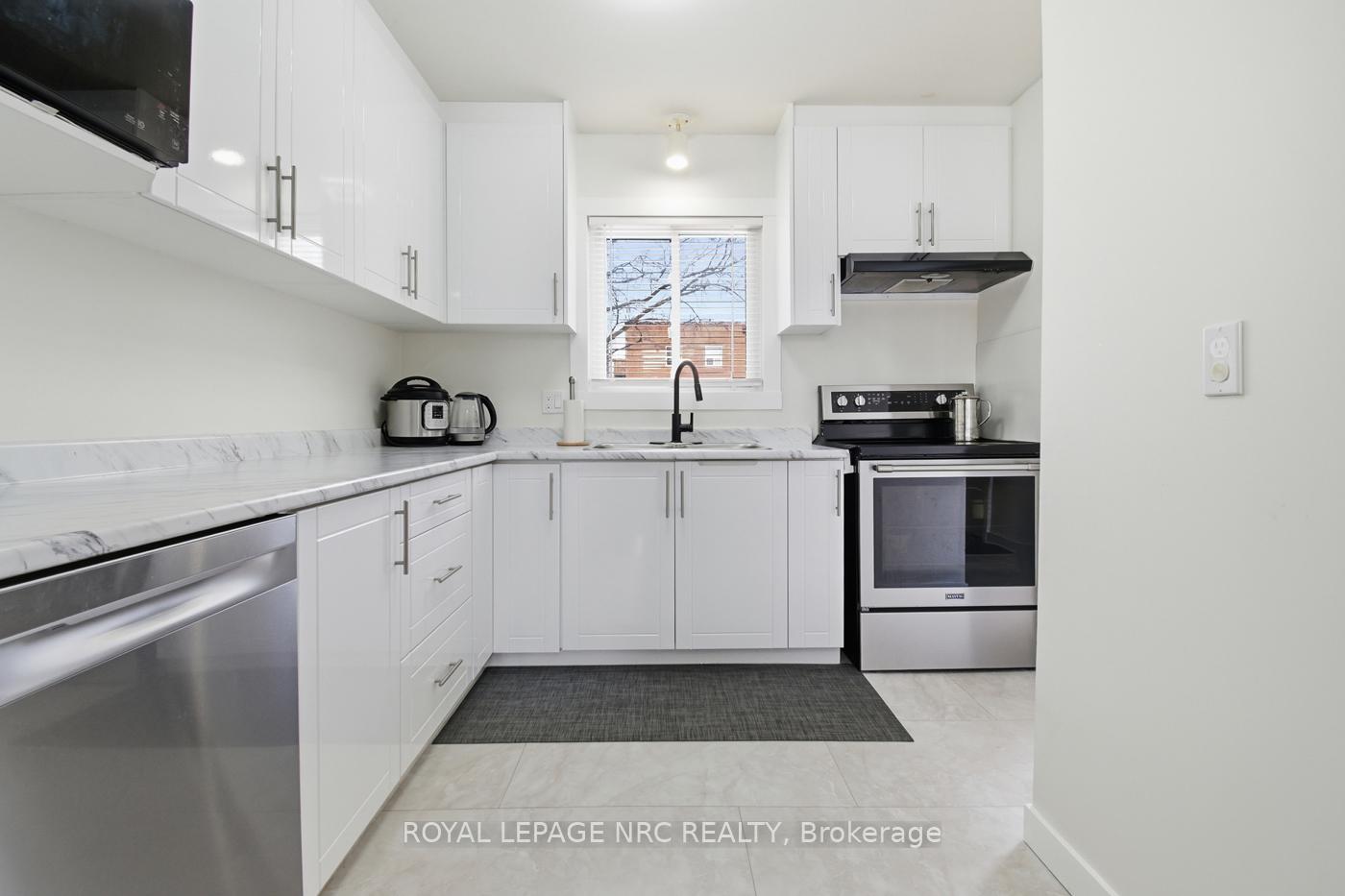 Photo 5 of Unit 14, 64 Forster Street, St. Catharines, Vine/Linwell — HOMEH