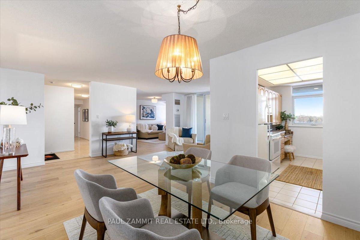 Photo 16 of Unit 701, 7811 Yonge Street, Markham, Thornhill — HOMEH