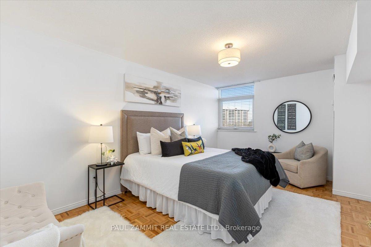 Photo 22 of Unit 701, 7811 Yonge Street, Markham, Thornhill — HOMEH