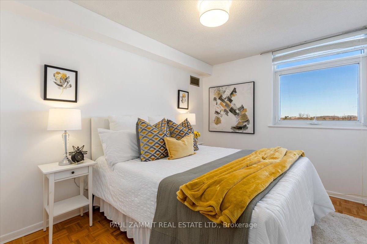 Photo 26 of Unit 701, 7811 Yonge Street, Markham, Thornhill — HOMEH