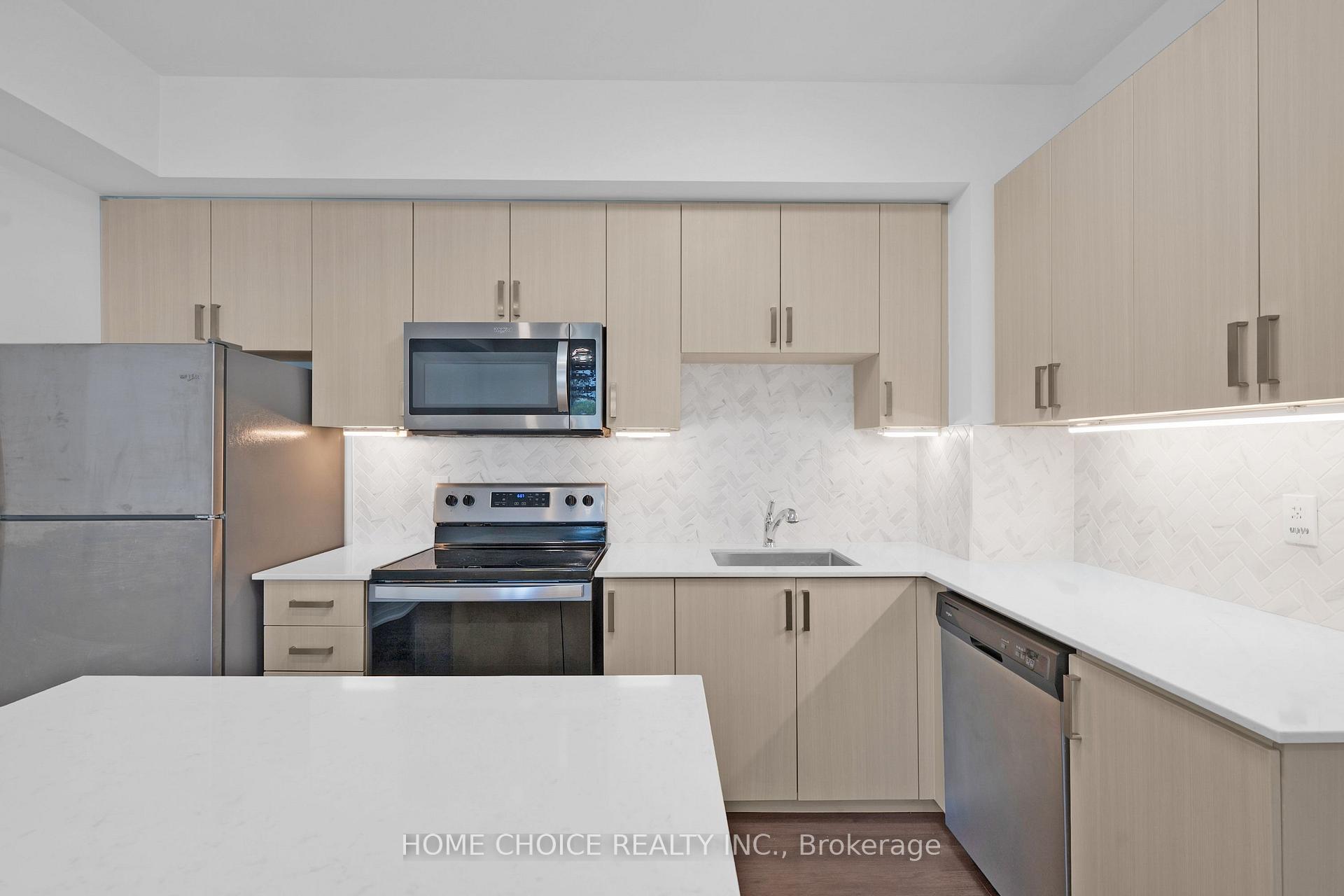 Photo 15 of Unit D704, 5289 Highway 7 W, Vaughan, Vaughan Grove — HOMEH