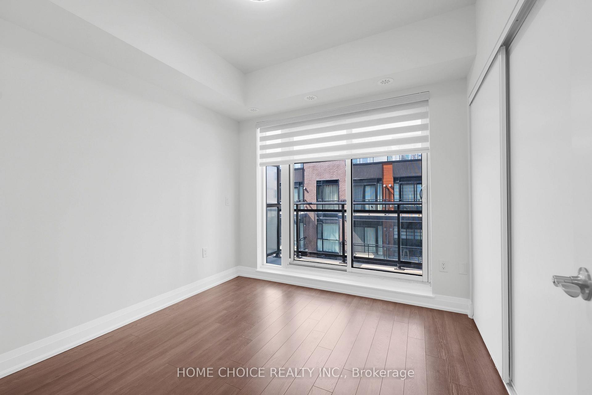 Photo 17 of Unit D704, 5289 Highway 7 W, Vaughan, Vaughan Grove — HOMEH