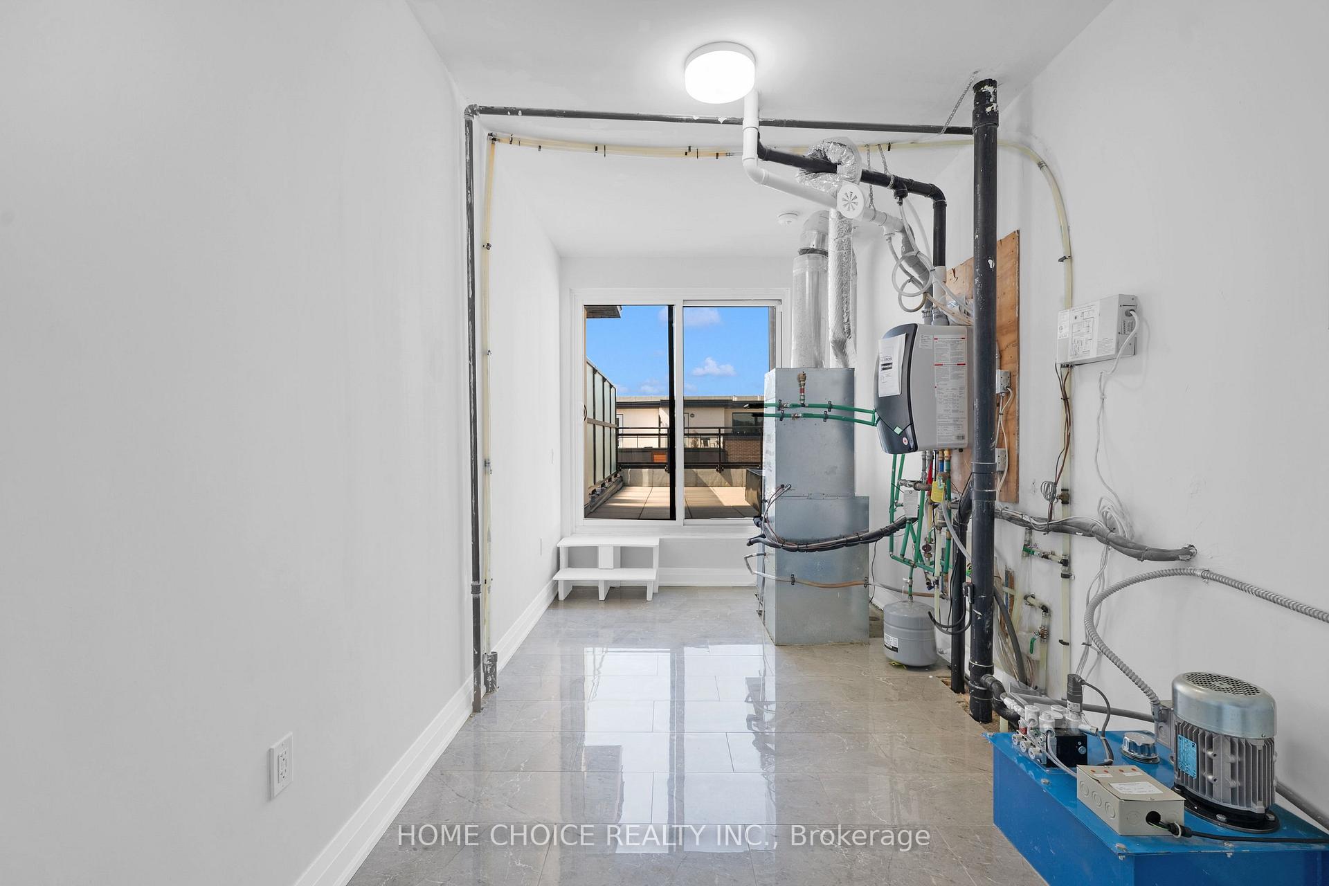 Photo 31 of Unit D704, 5289 Highway 7 W, Vaughan, Vaughan Grove — HOMEH