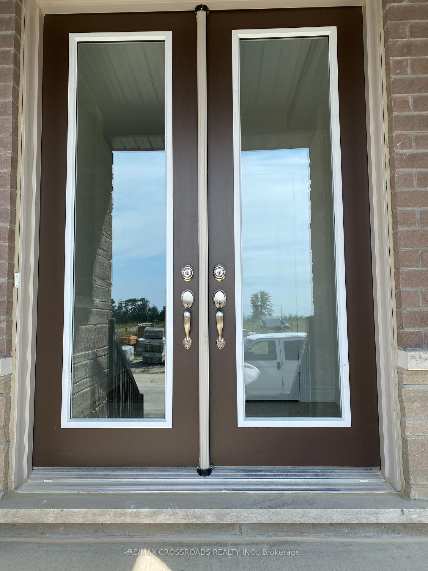 Photo 2 of 4 Kamper Avenue, Richmond Hill, Rural Richmond Hill — HOMEH