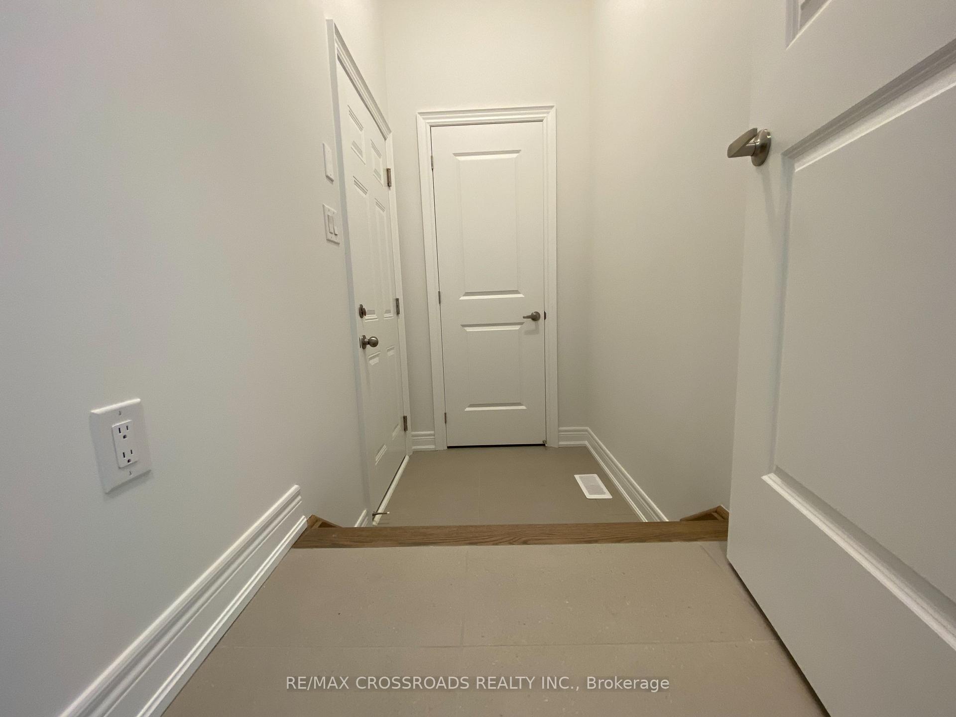 Photo 4 of 4 Kamper Avenue, Richmond Hill, Rural Richmond Hill — HOMEH