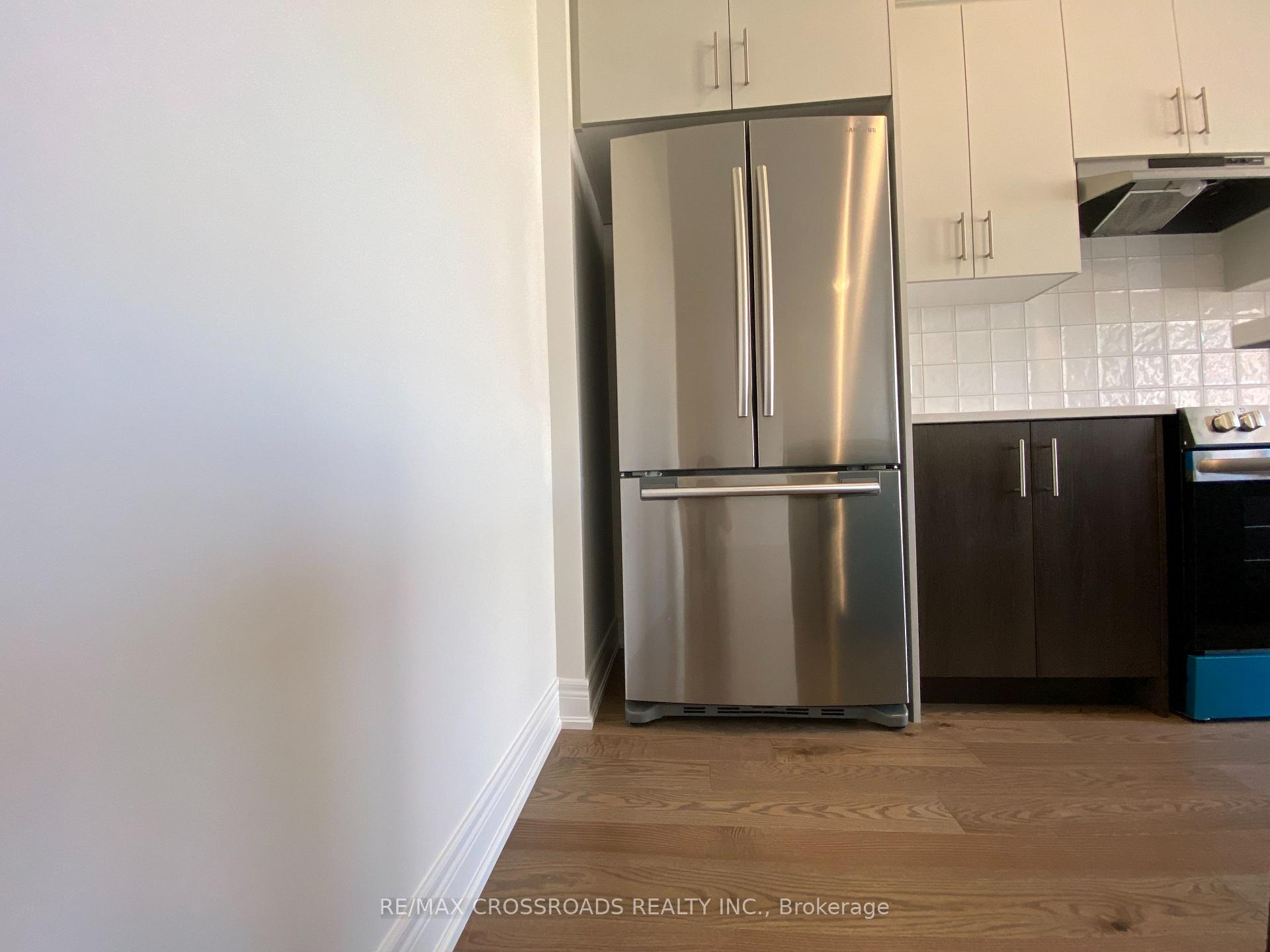 Photo 15 of 4 Kamper Avenue, Richmond Hill, Rural Richmond Hill — HOMEH