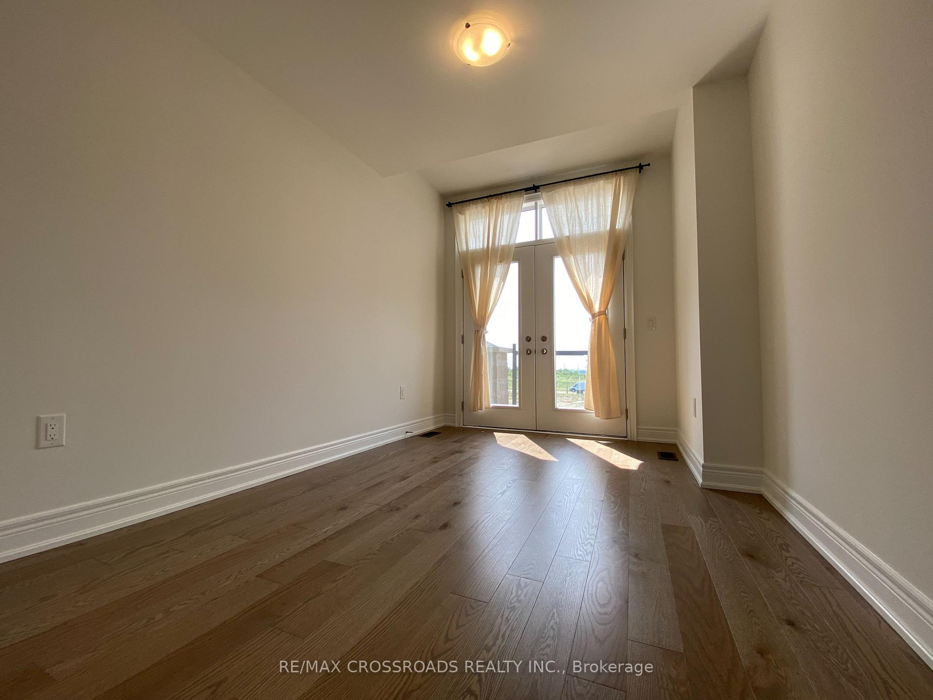 Photo 22 of 4 Kamper Avenue, Richmond Hill, Rural Richmond Hill — HOMEH