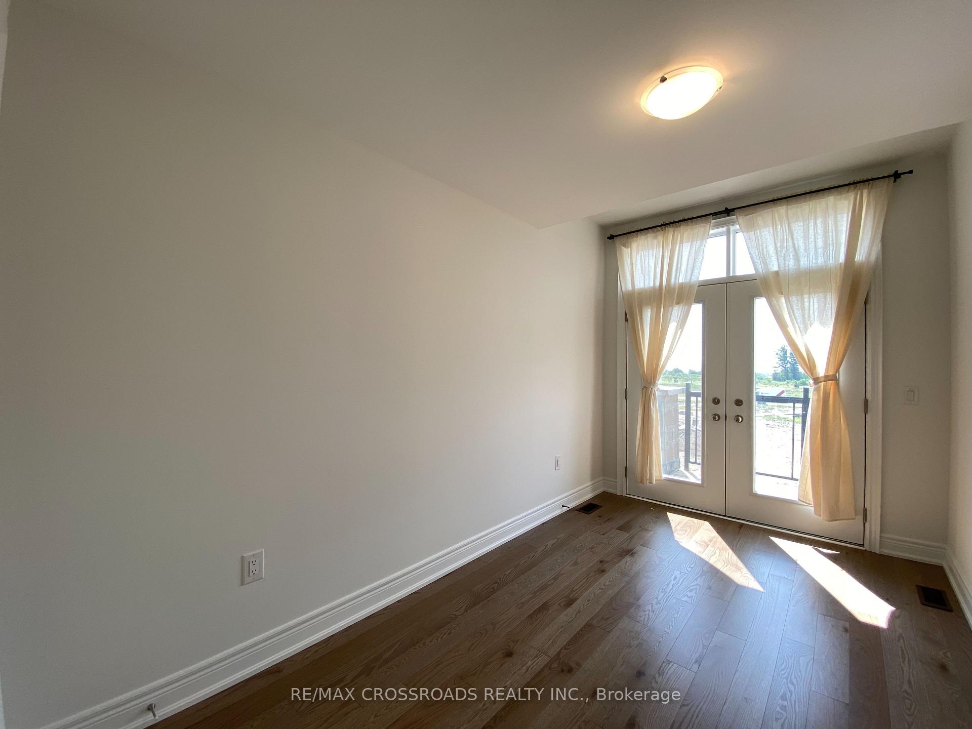 Photo 23 of 4 Kamper Avenue, Richmond Hill, Rural Richmond Hill — HOMEH