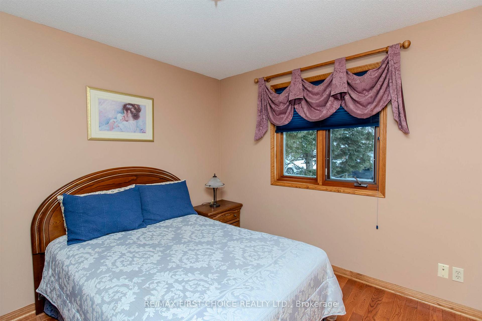 Photo 21 of 275 Sherwood Drive, Thunder Bay, John Street North — HOMEH