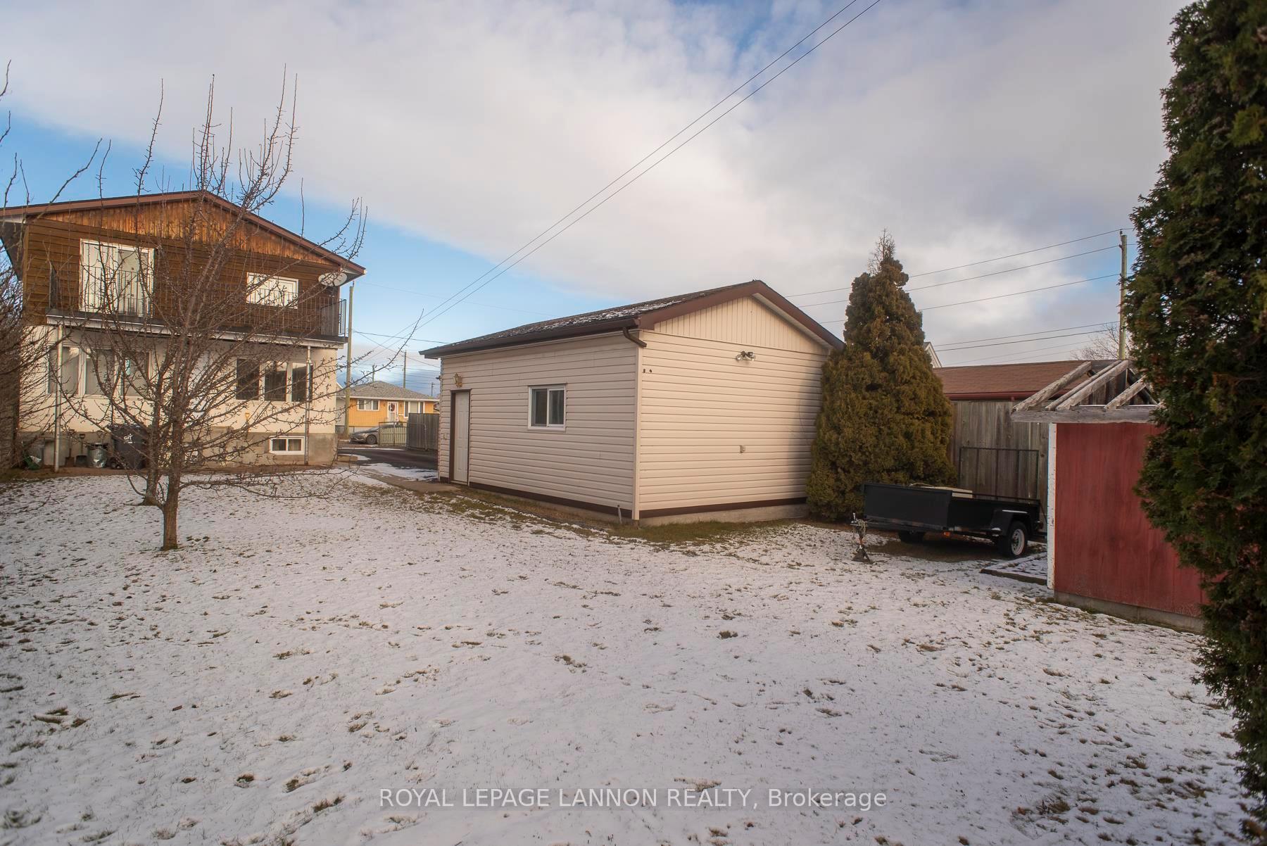 Photo 29 of 409 Merrill Street, Thunder Bay, Current River — HOMEH