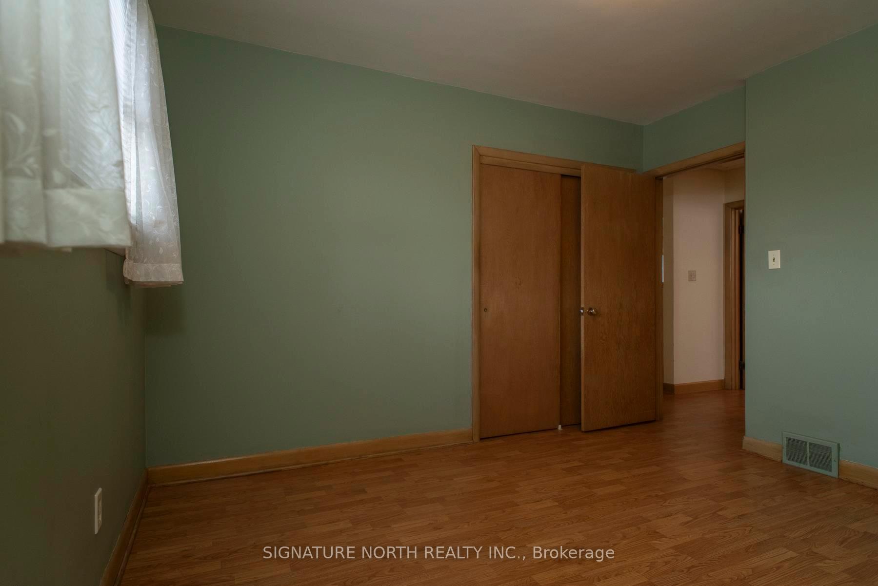 Photo 18 of 844 Syndicate Avenue N, Thunder Bay, McKeller Park — HOMEH