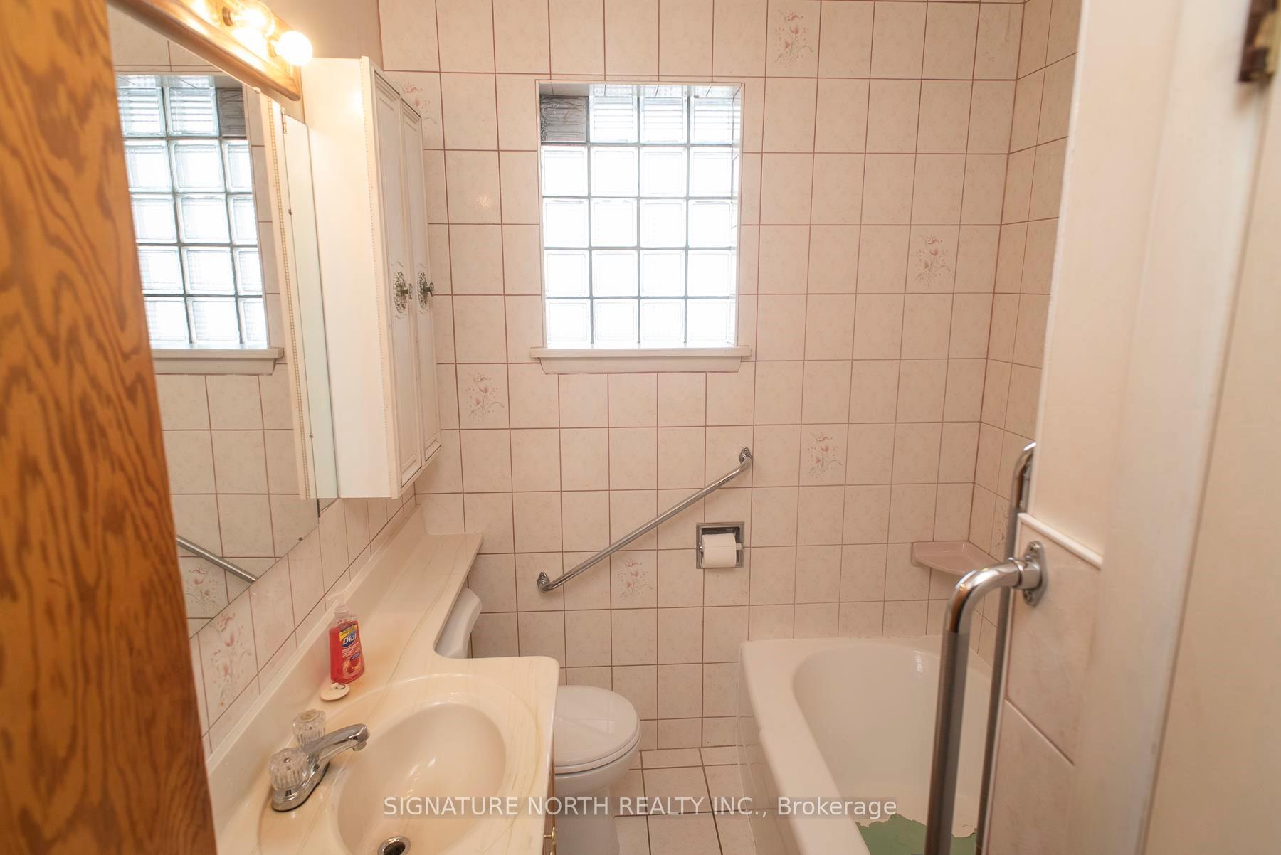 Photo 21 of 844 Syndicate Avenue N, Thunder Bay, McKeller Park — HOMEH