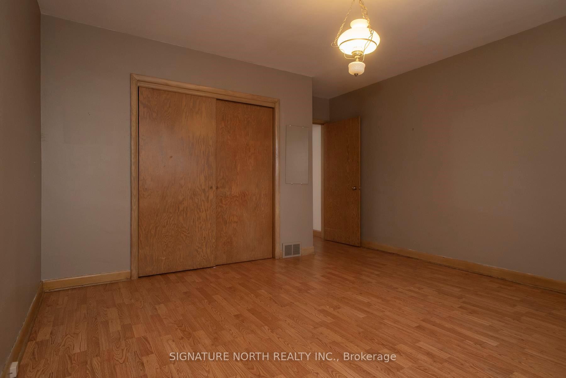 Photo 24 of 844 Syndicate Avenue N, Thunder Bay, McKeller Park — HOMEH
