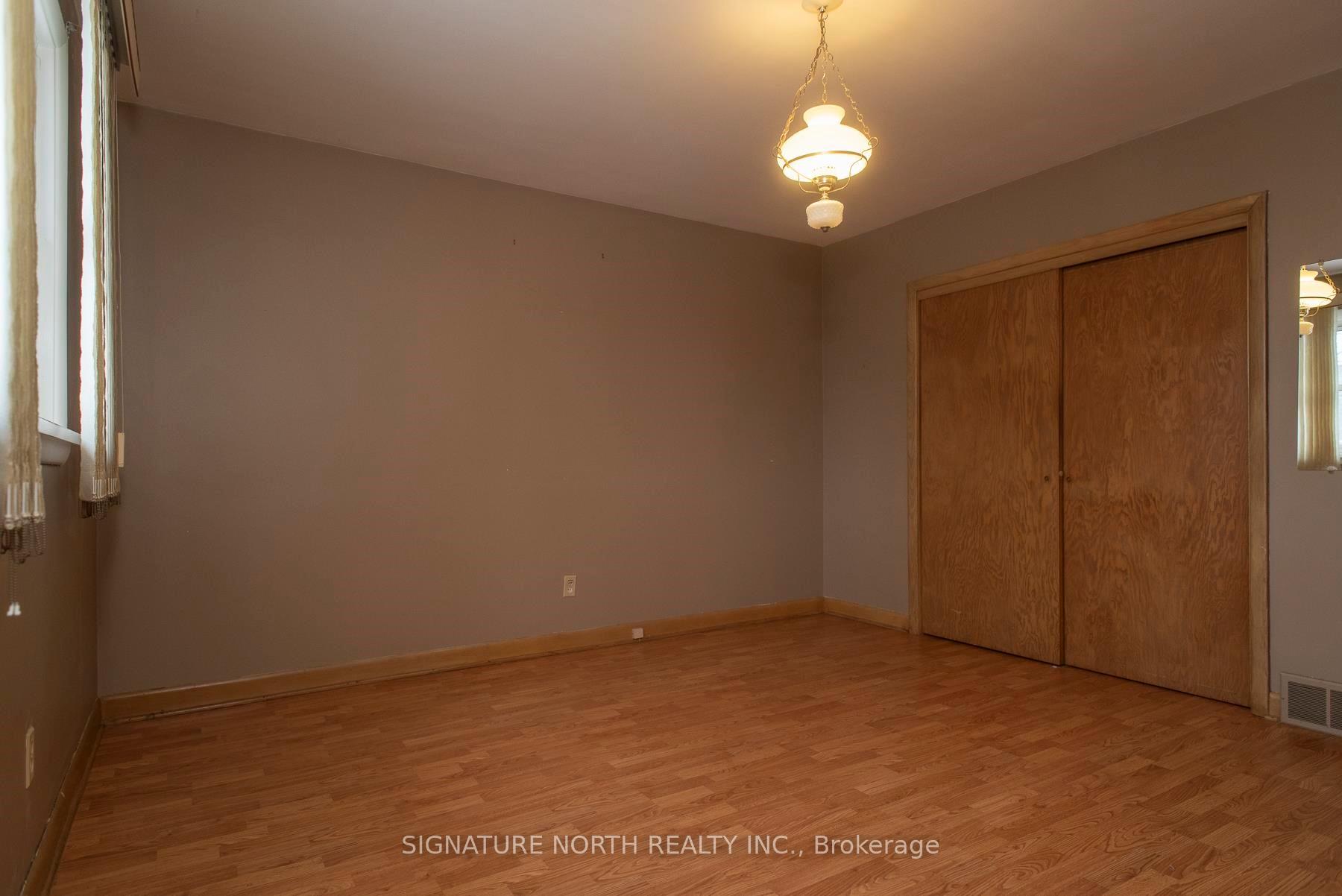 Photo 26 of 844 Syndicate Avenue N, Thunder Bay, McKeller Park — HOMEH