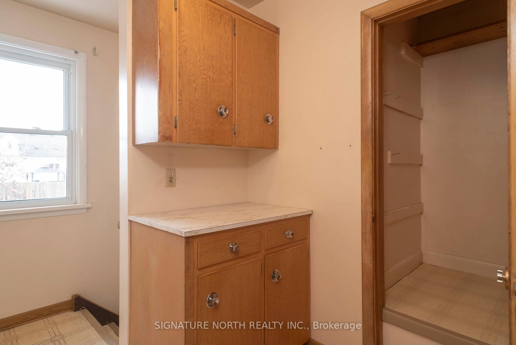 Photo 28 of 844 Syndicate Avenue N, Thunder Bay, McKeller Park — HOMEH