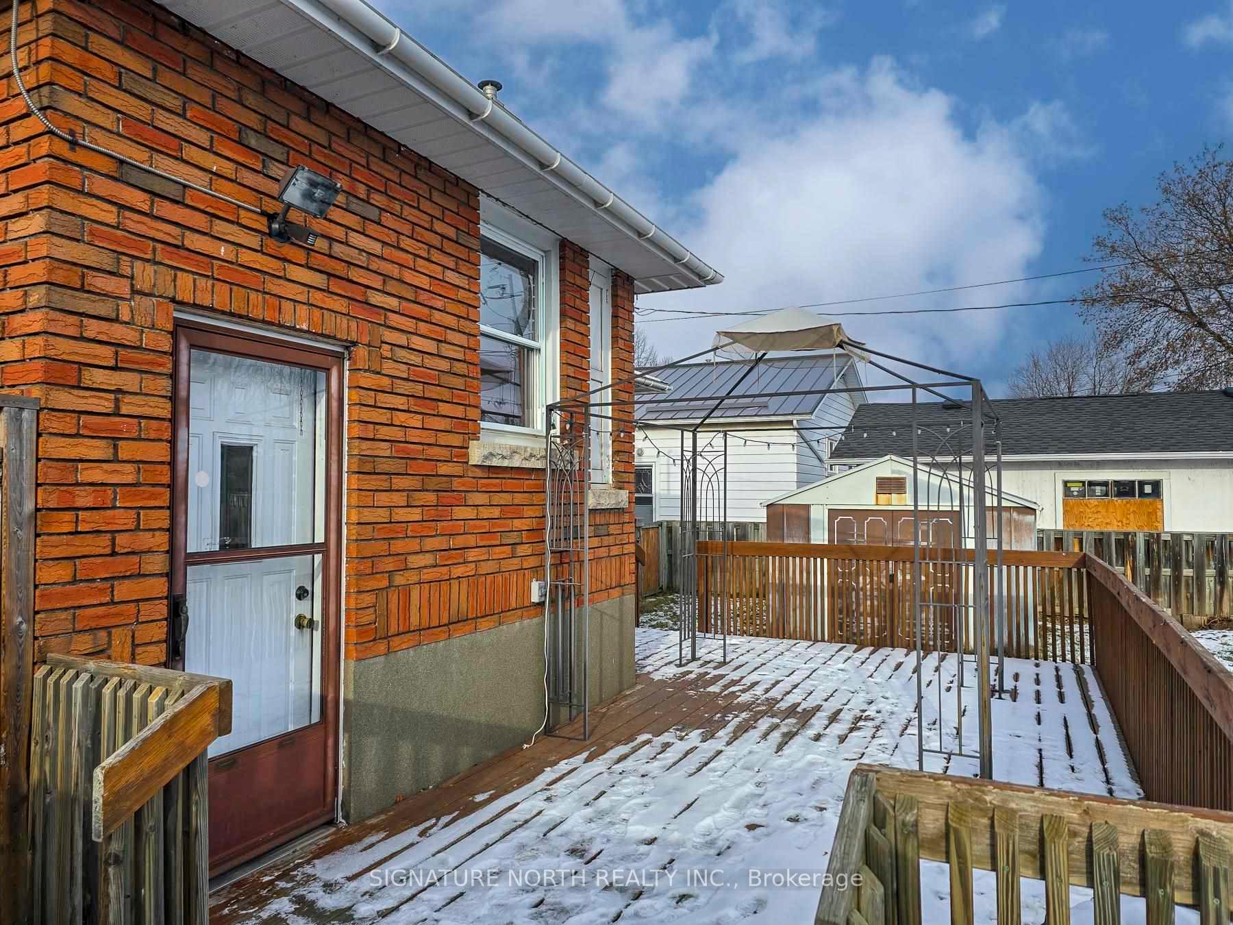 Photo 45 of 844 Syndicate Avenue N, Thunder Bay, McKeller Park — HOMEH