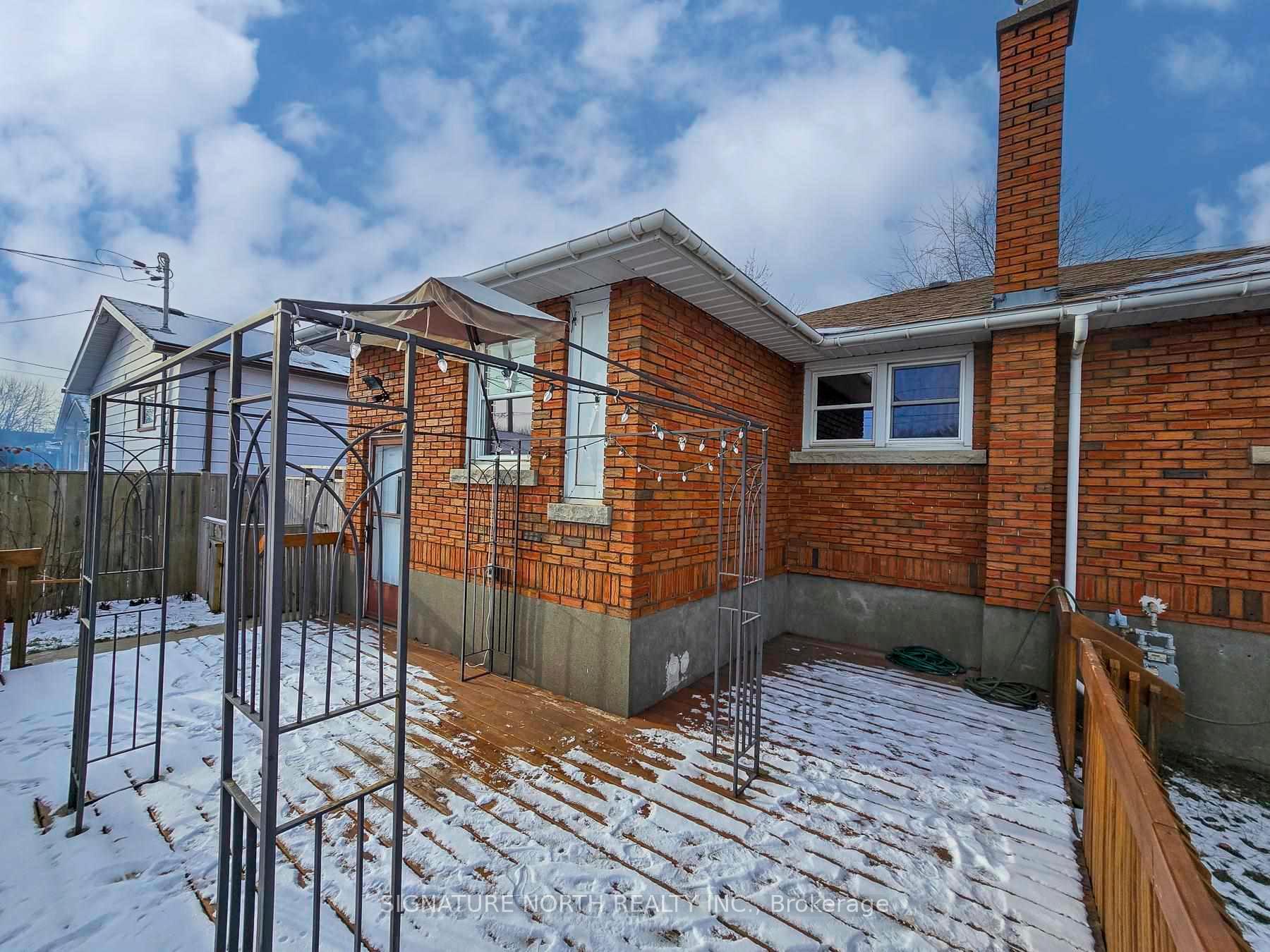 Photo 47 of 844 Syndicate Avenue N, Thunder Bay, McKeller Park — HOMEH