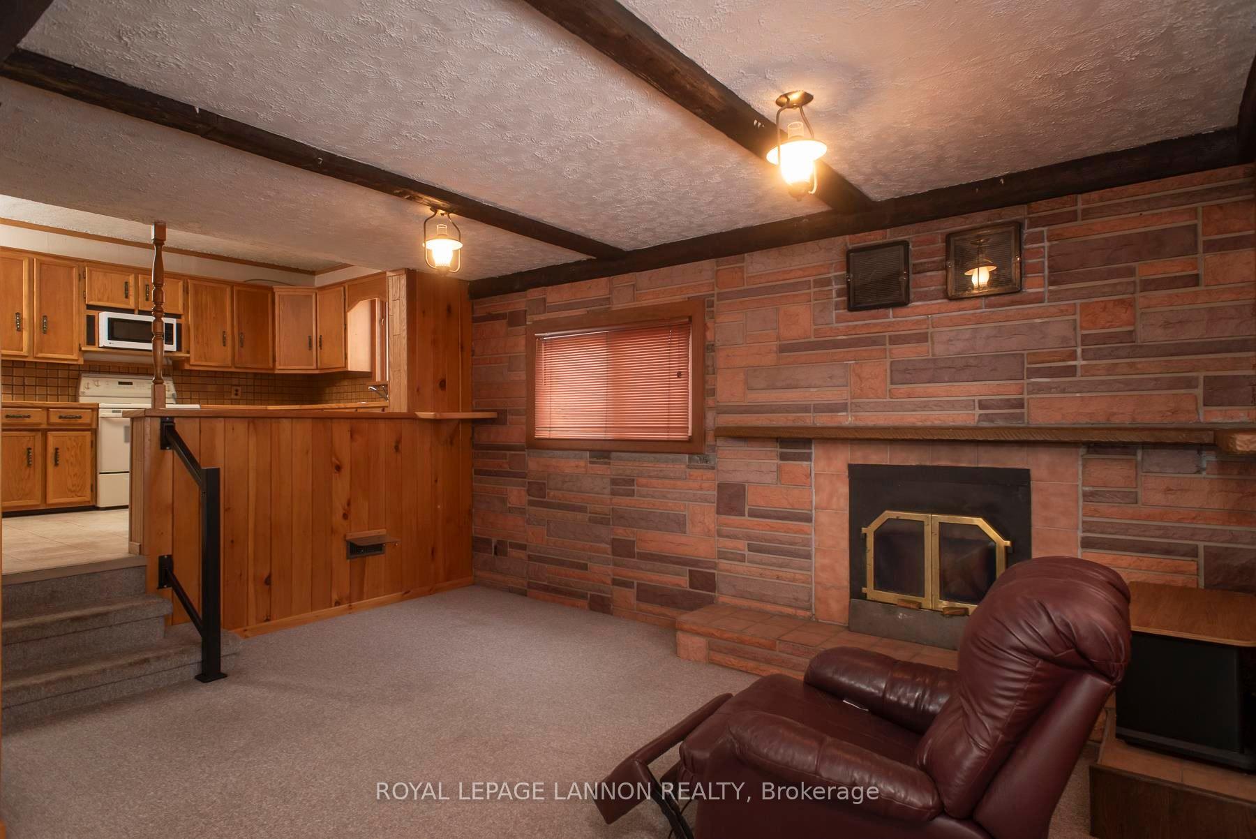 Photo 14 of 460 leslie Avenue, Thunder Bay, Current River — HOMEH