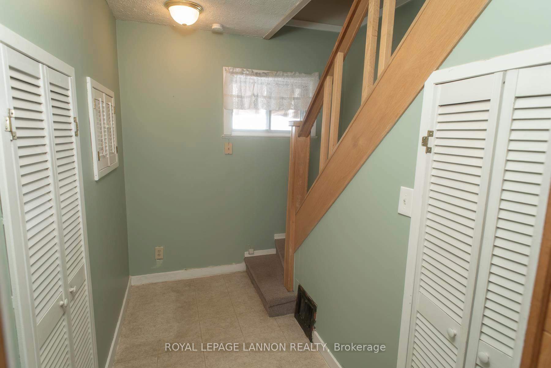 Photo 19 of 460 leslie Avenue, Thunder Bay, Current River — HOMEH