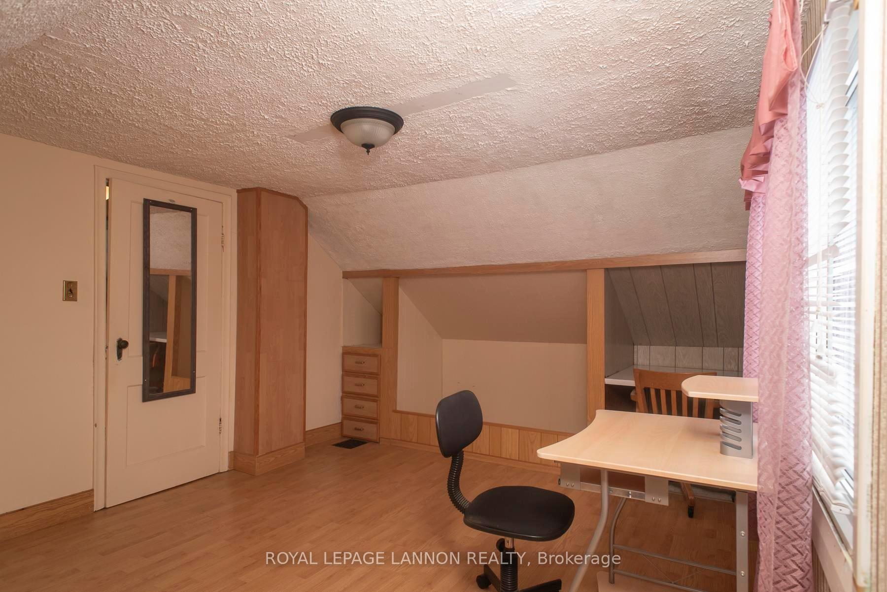 Photo 26 of 460 leslie Avenue, Thunder Bay, Current River — HOMEH