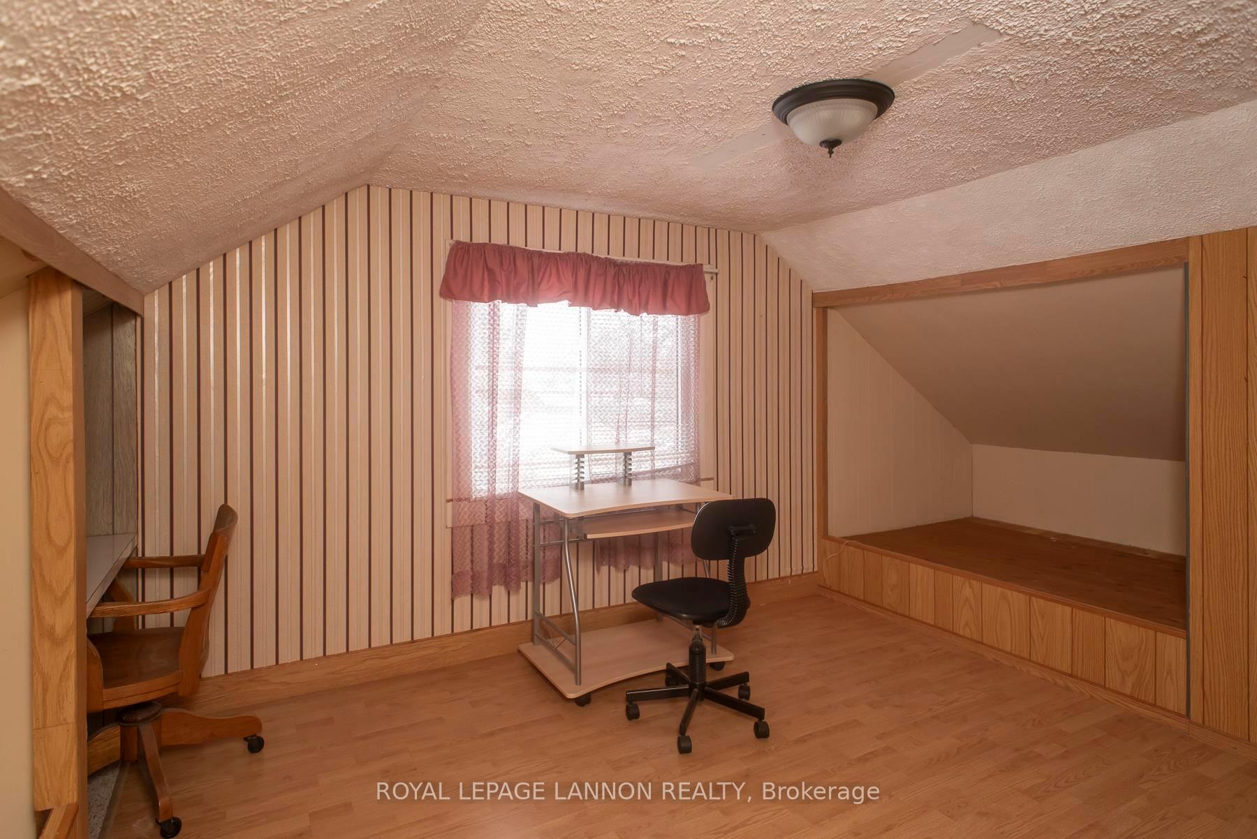 Photo 27 of 460 leslie Avenue, Thunder Bay, Current River — HOMEH