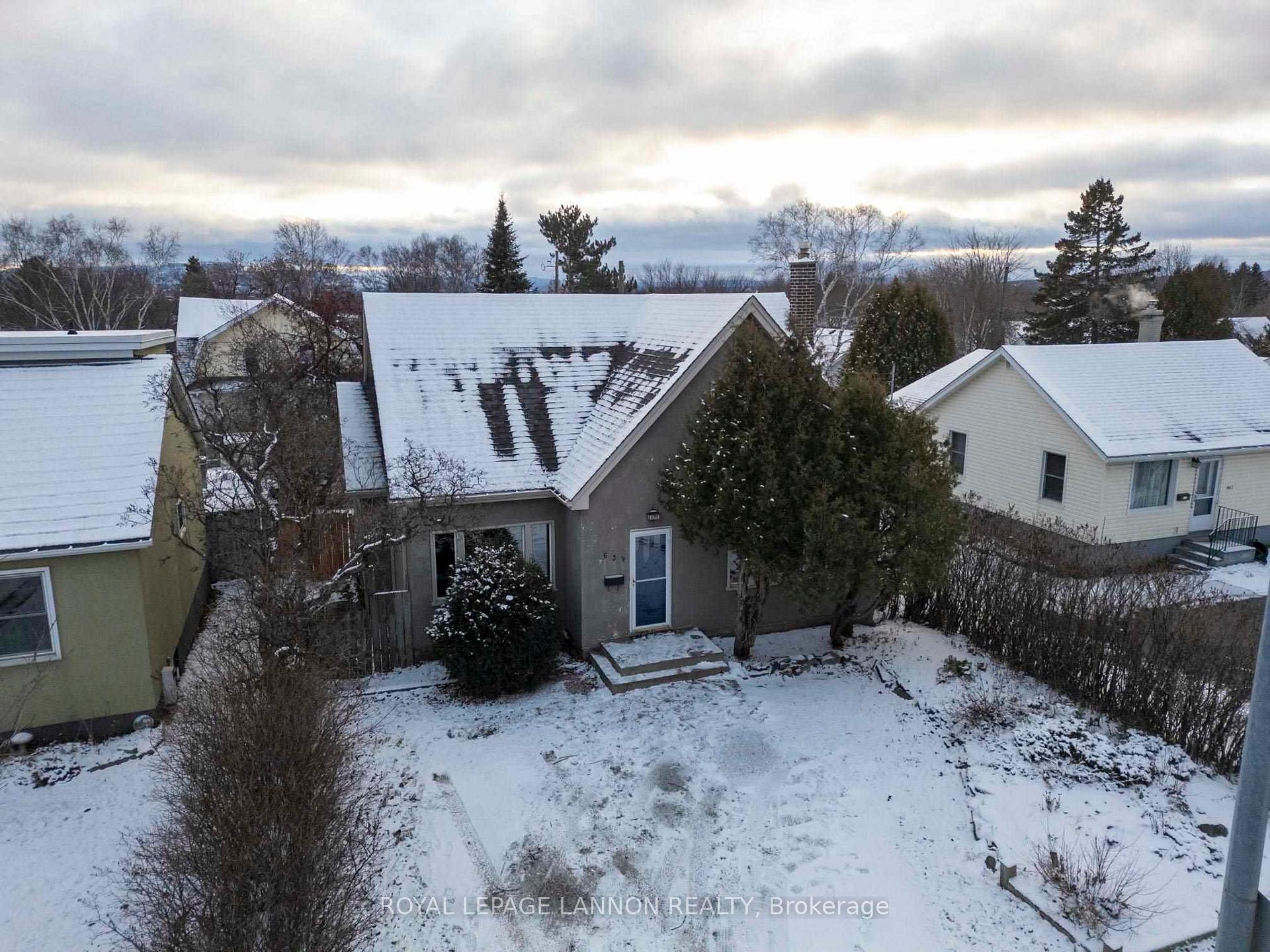 Photo 2 of 639 Red River Road, Thunder Bay, West End — HOMEH