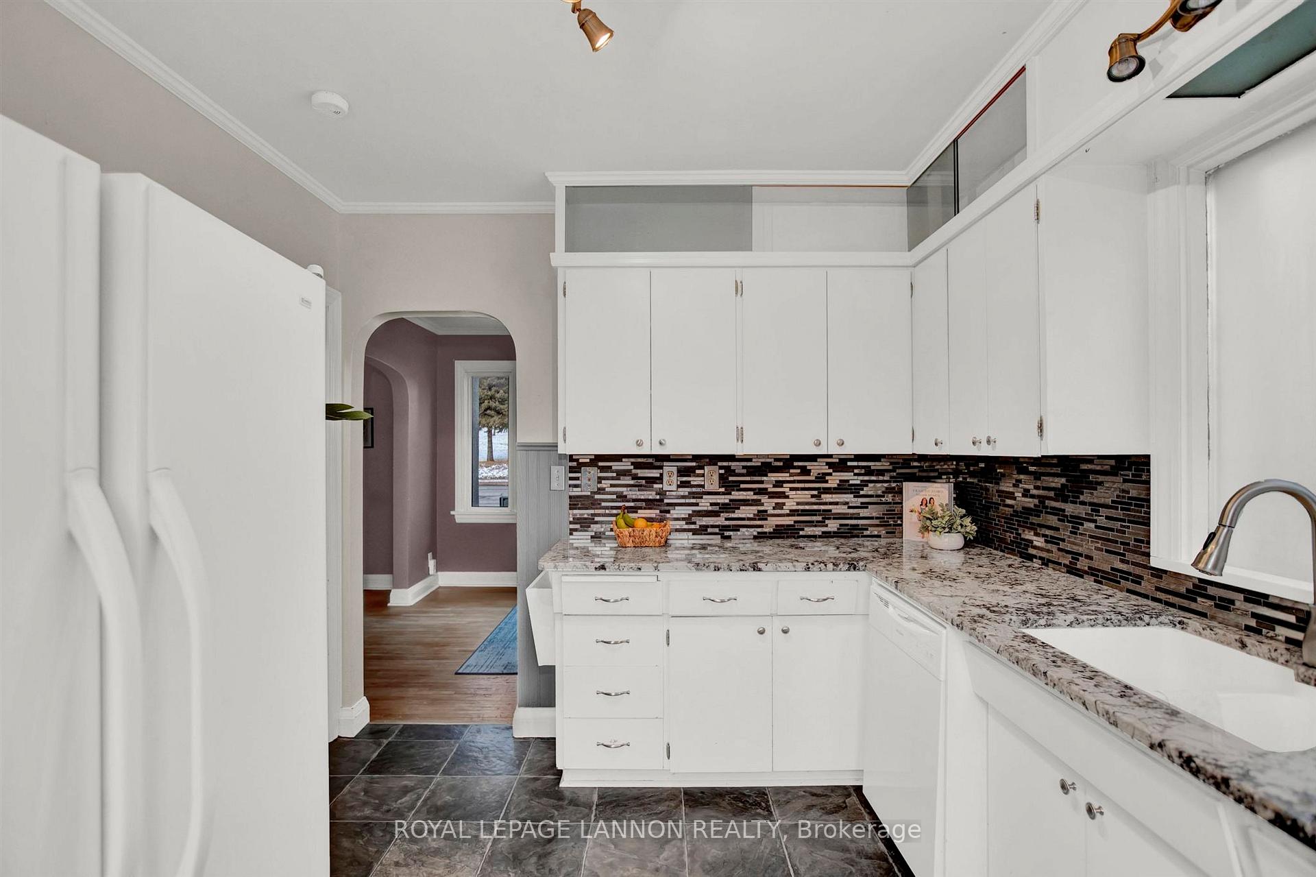 Photo 6 of 639 Red River Road, Thunder Bay, West End — HOMEH