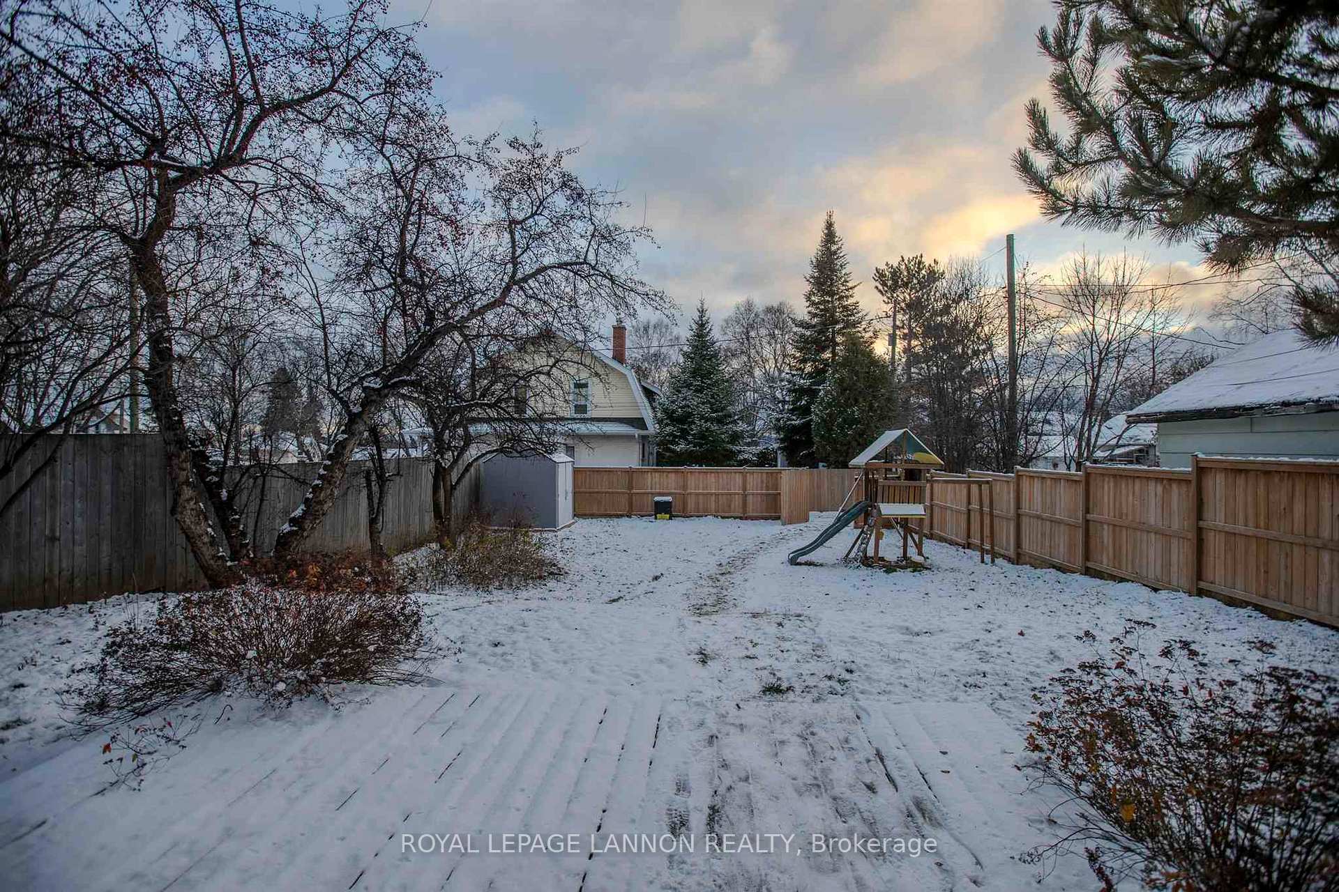 Photo 32 of 639 Red River Road, Thunder Bay, West End — HOMEH